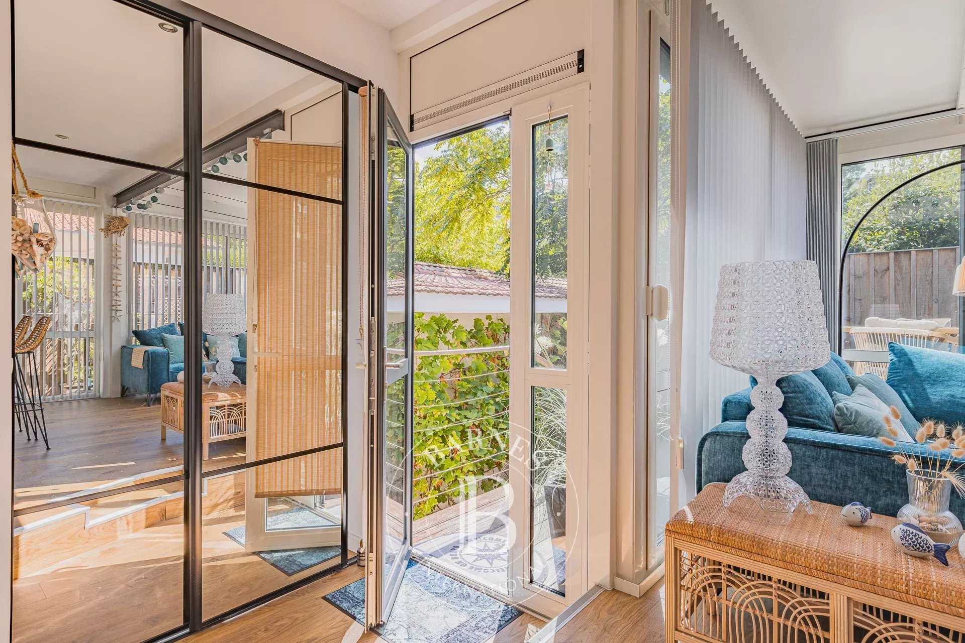 Arcachon  - Maison 6 Pi&egrave;ces 4 Chambres