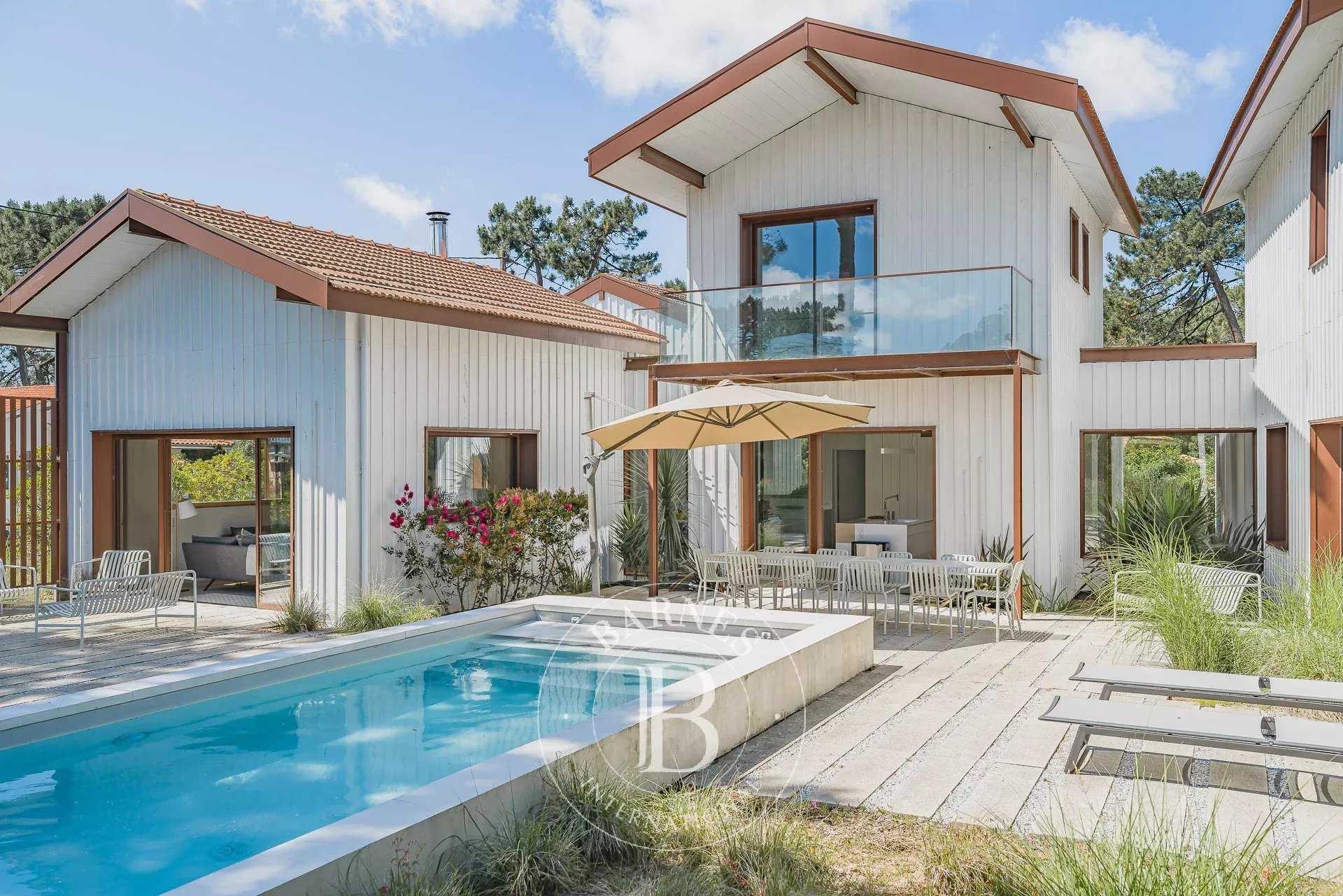 Lège-Cap-Ferret  - Maison 7 Pi&egrave;ces 5 Chambres