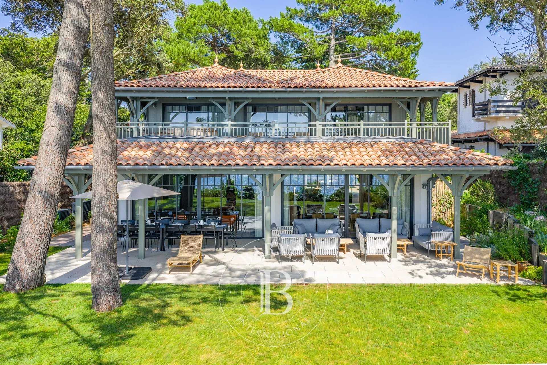 Pyla-sur-Mer  - Villa 12 Pi&egrave;ces