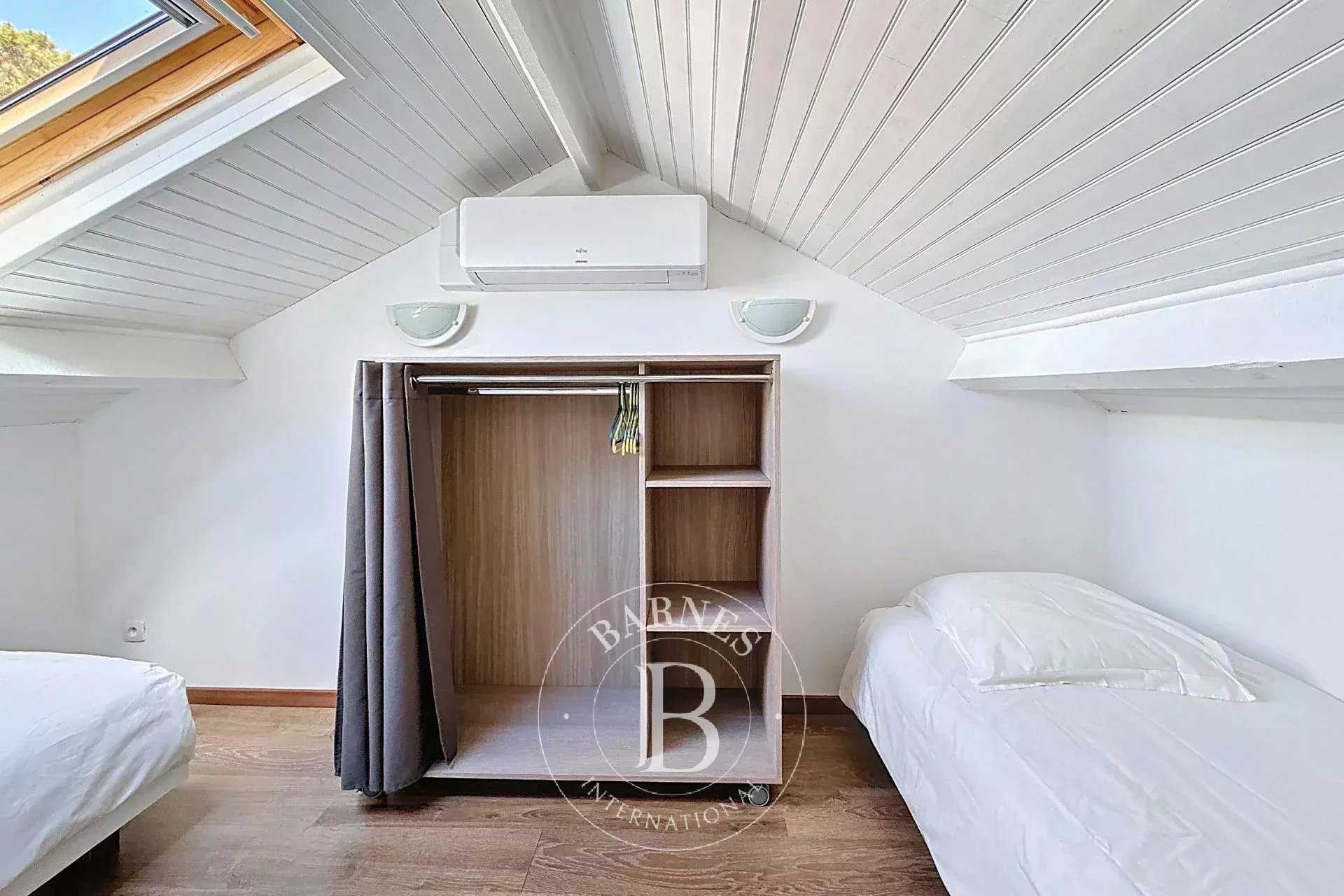 Arcachon  - Maison 5 Pi&egrave;ces 4 Chambres