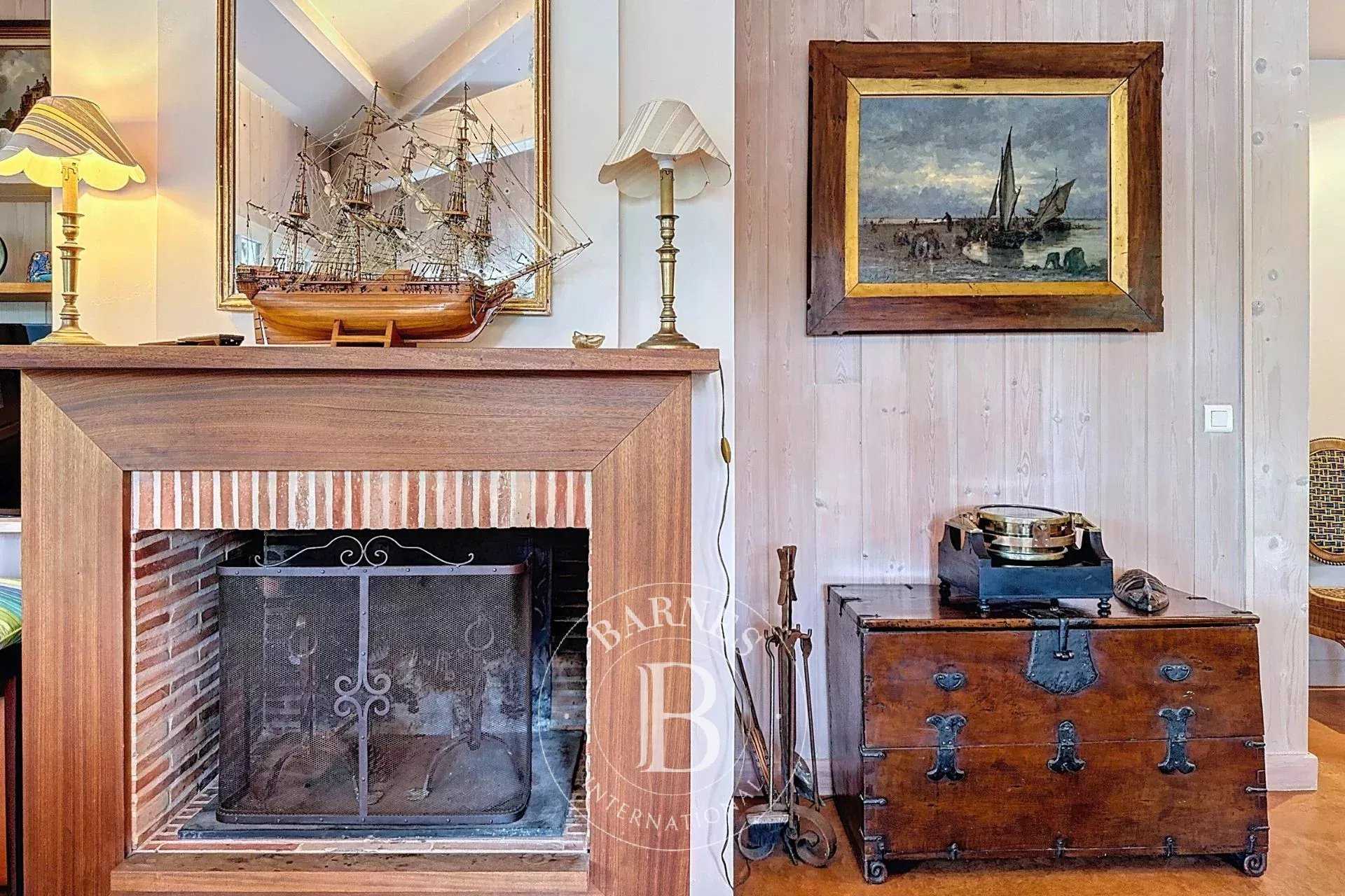 Lège-Cap-Ferret  - Maison 7 Pièces 5 Chambres