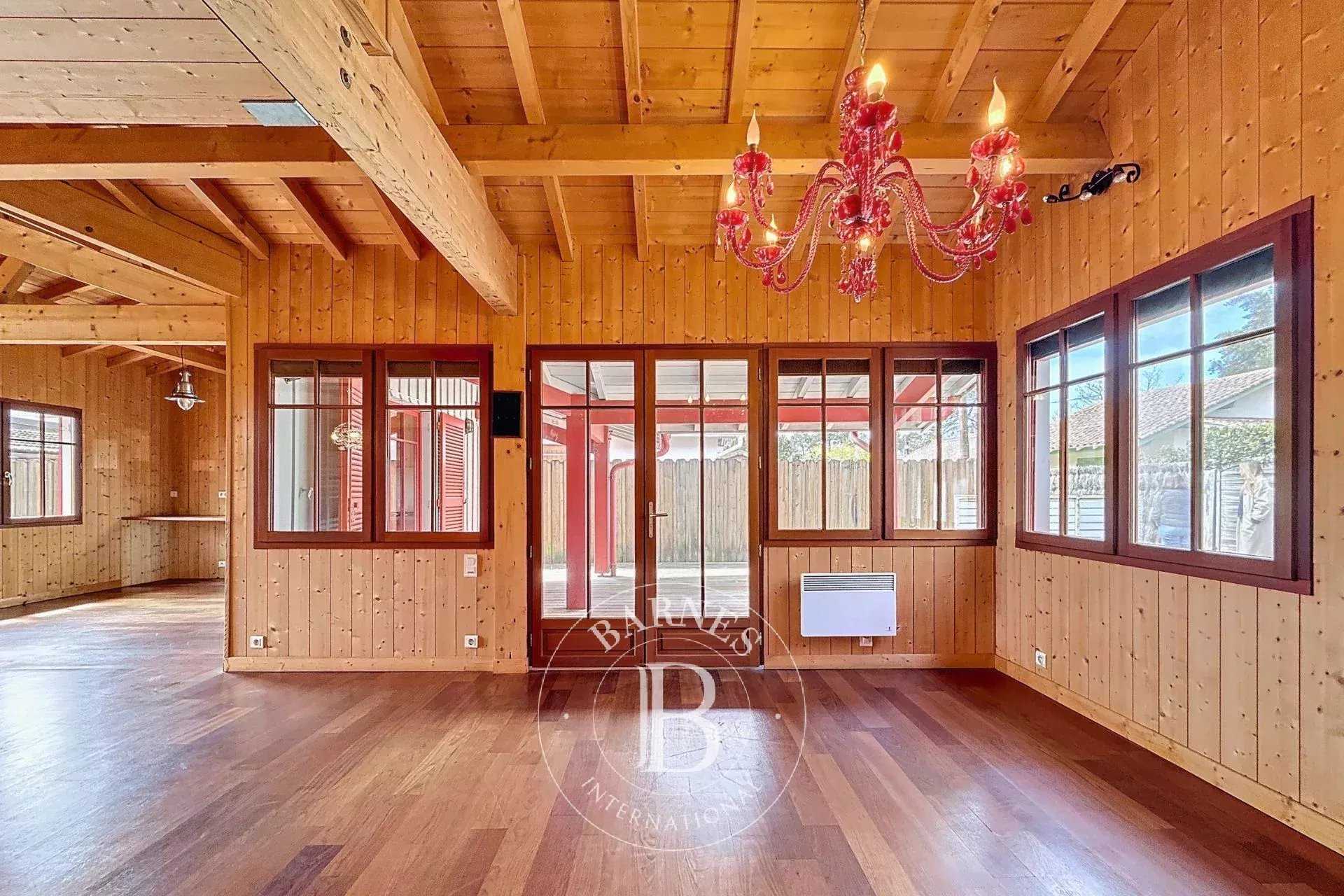Lège-Cap-Ferret  - Maison 5 Pi&egrave;ces 4 Chambres