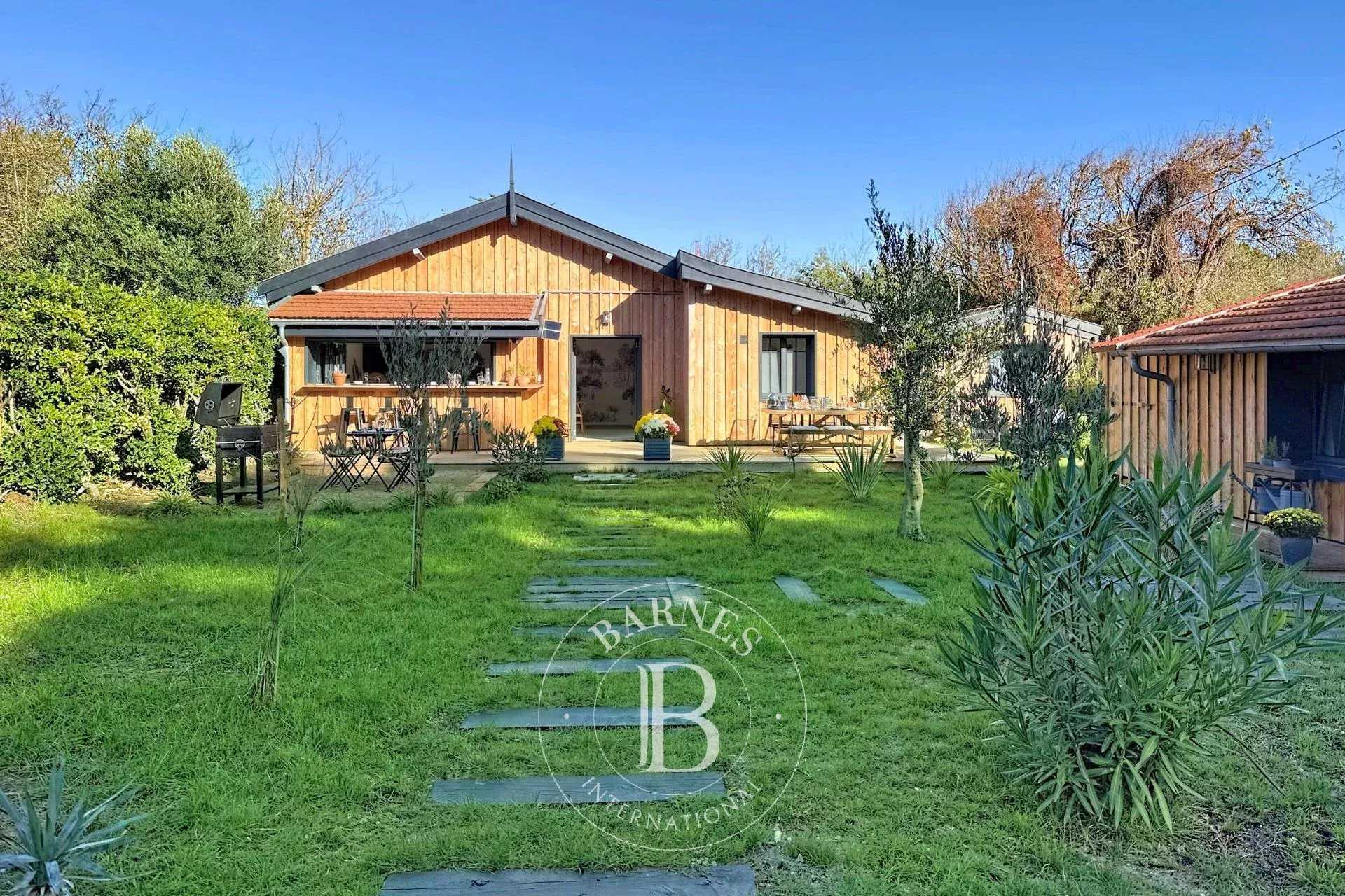 Maison Cap-Ferret  -  ref 84008277 (picture 2)