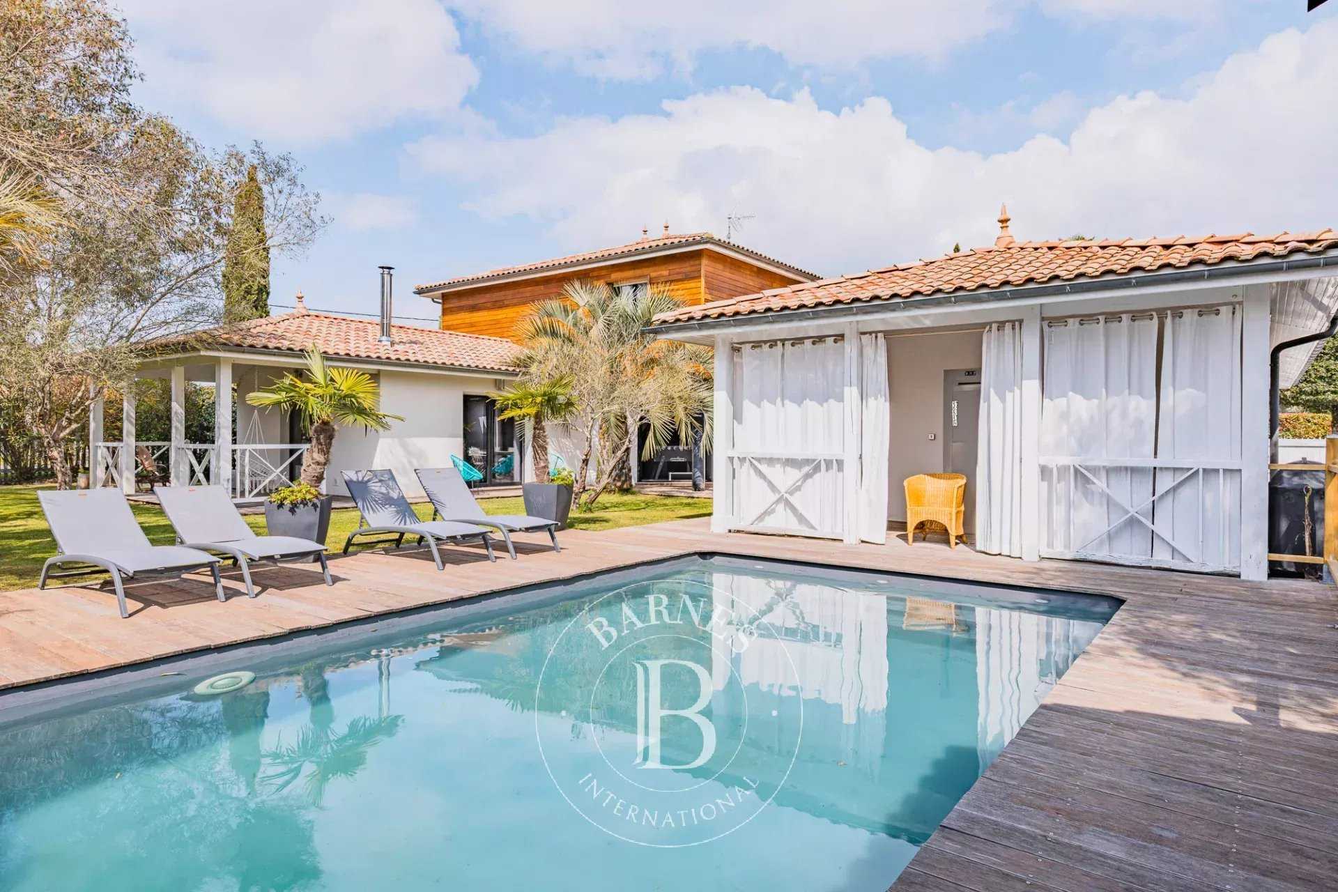 Maison Gujan-Mestras  -  ref 85612105 (picture 1)