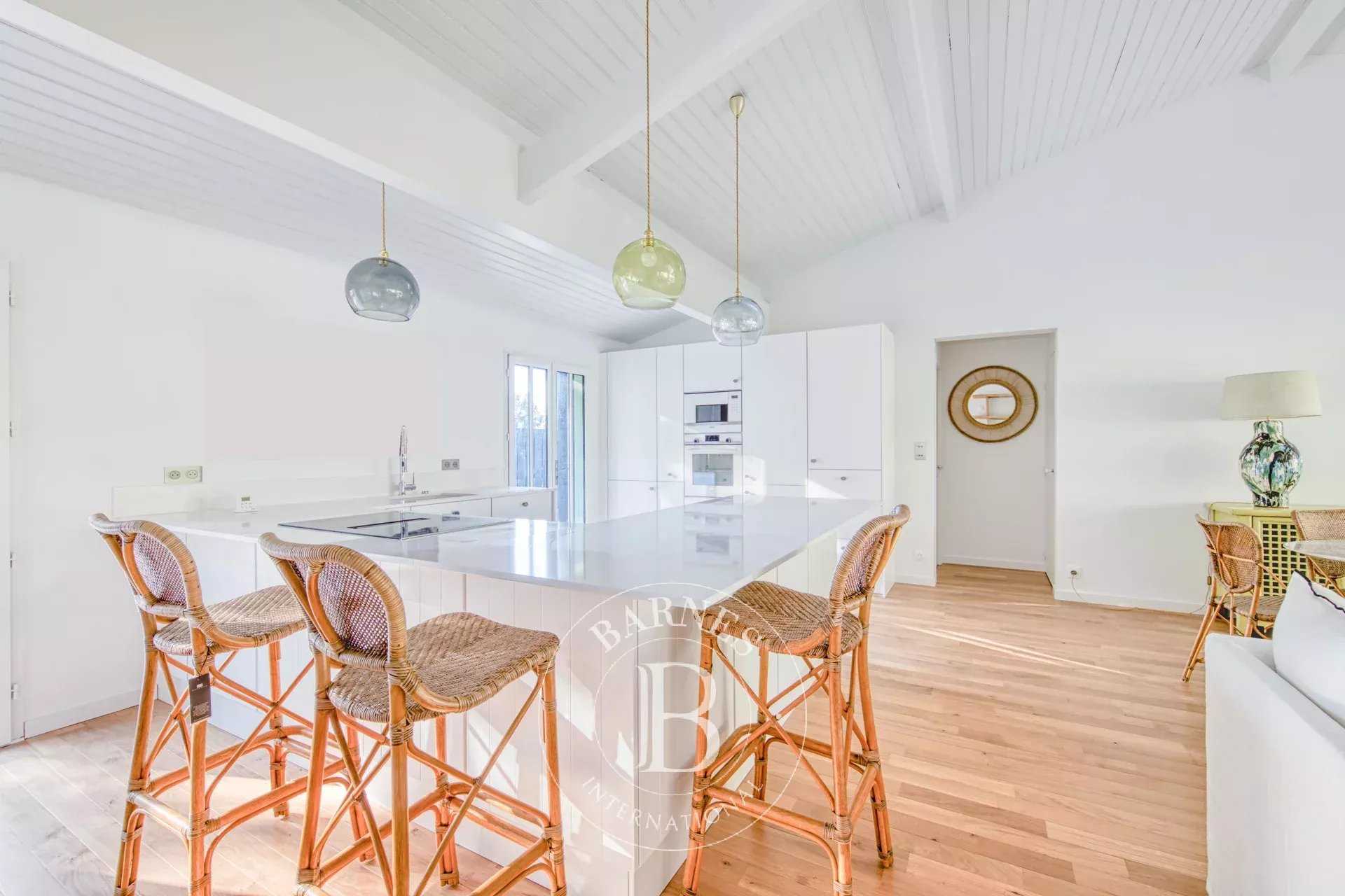 Villa Cap-Ferret  -  ref 84222838 (picture 2)