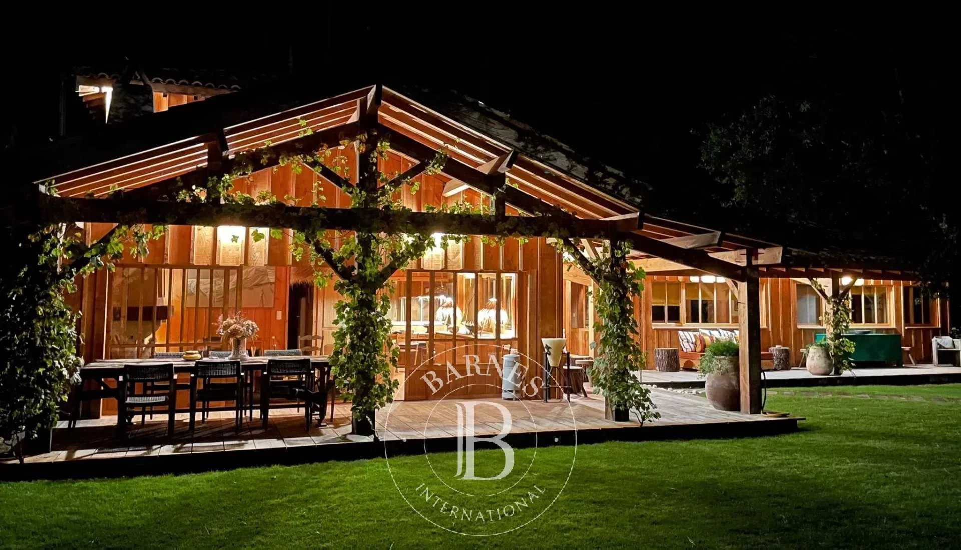 Villa Lège-Cap-Ferret  -  ref 85303983 (picture 2)