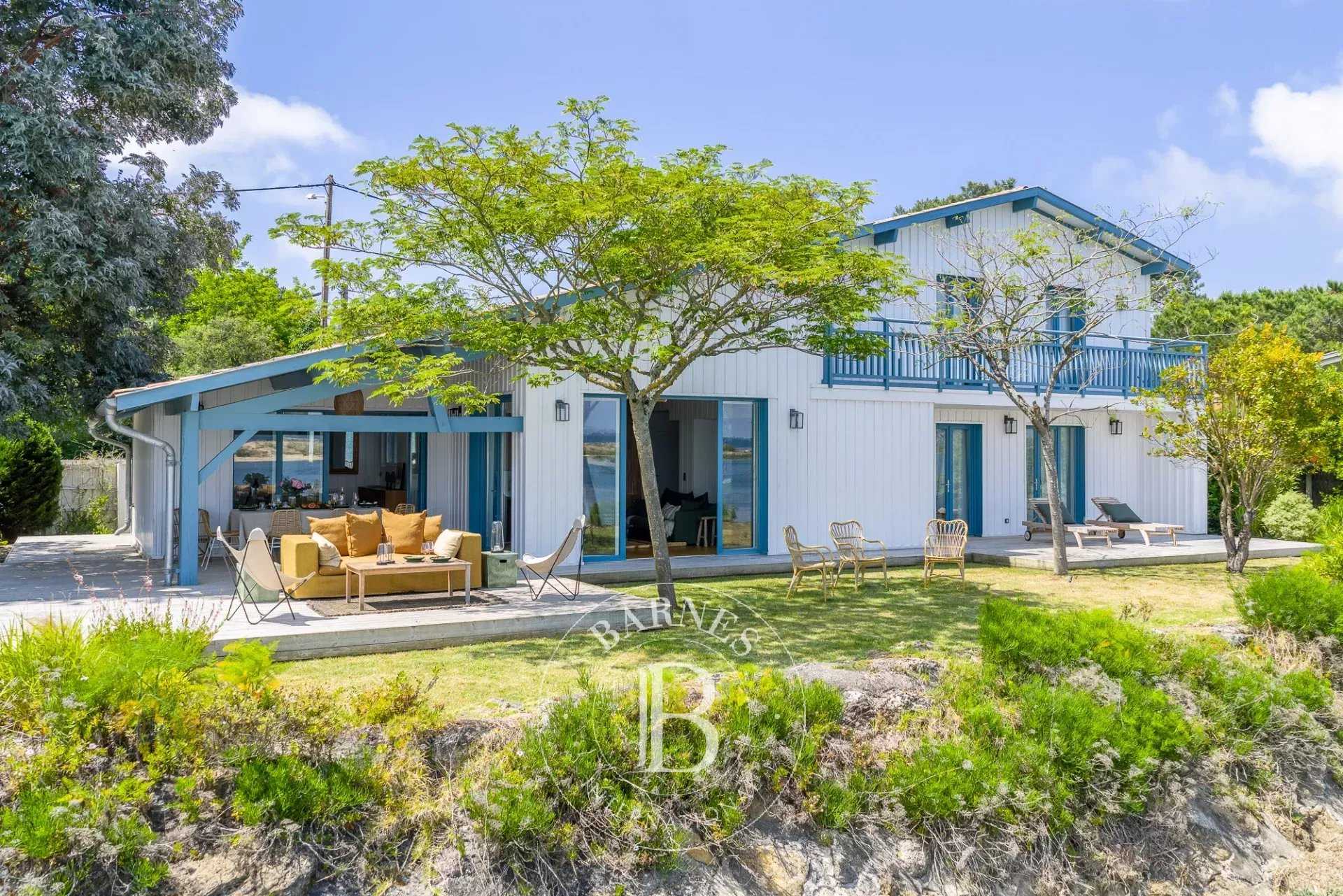 Villa Cap-Ferret  -  ref 84243937 (picture 2)