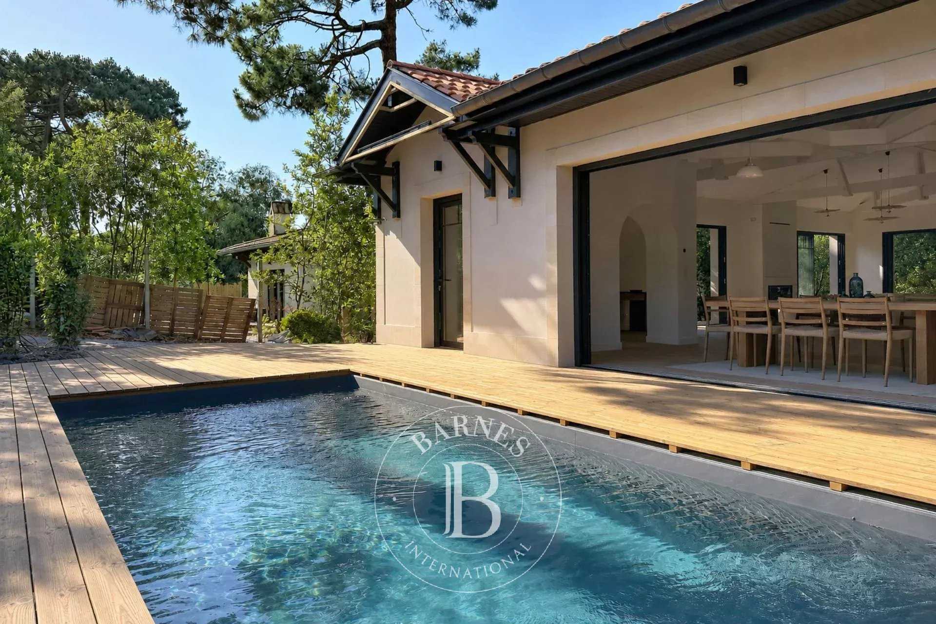 Villa Arcachon  -  ref 87072196 (picture 1)
