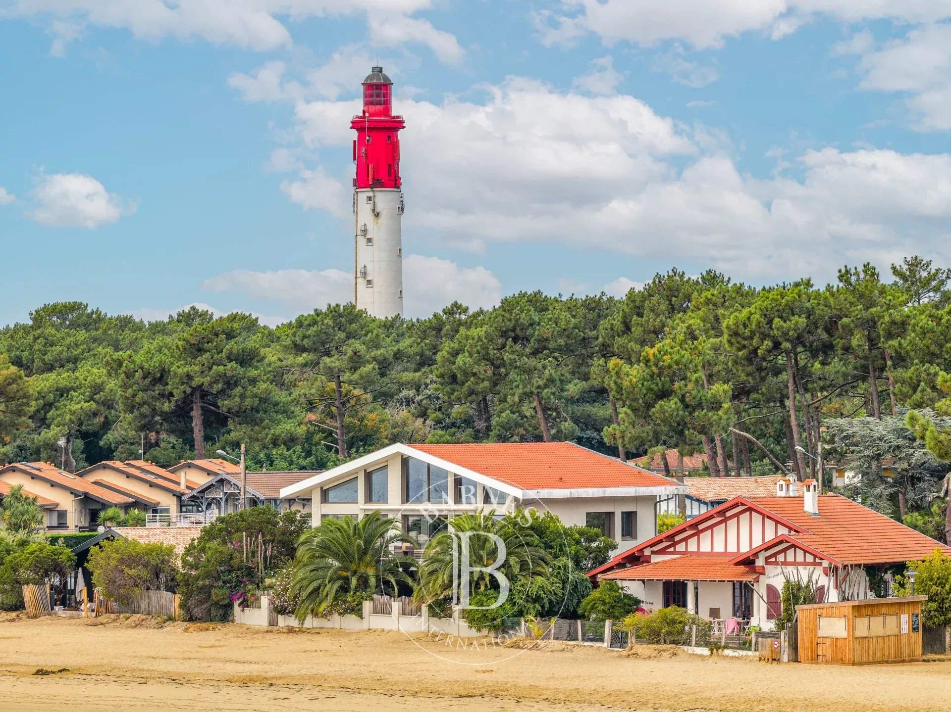 Lège-Cap-Ferret  - Maison 8 Pi&egrave;ces - picture 2