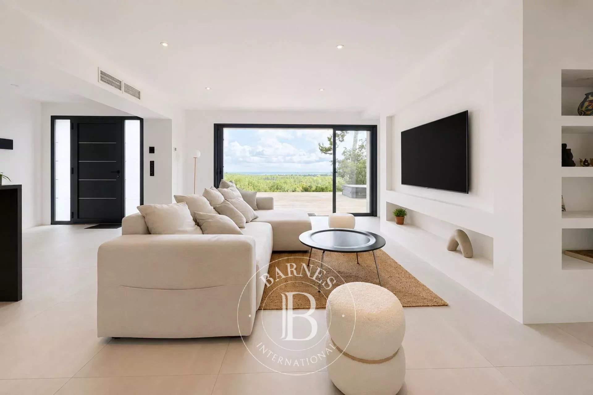 VILLA « SÉLÉNÉ » AVEC PISCINE À DÉBORDEMENT ET VUE PANORAMIQUE AU PYLA-SUR-MER - CAPACITÉ 10 PERSONNES picture 3