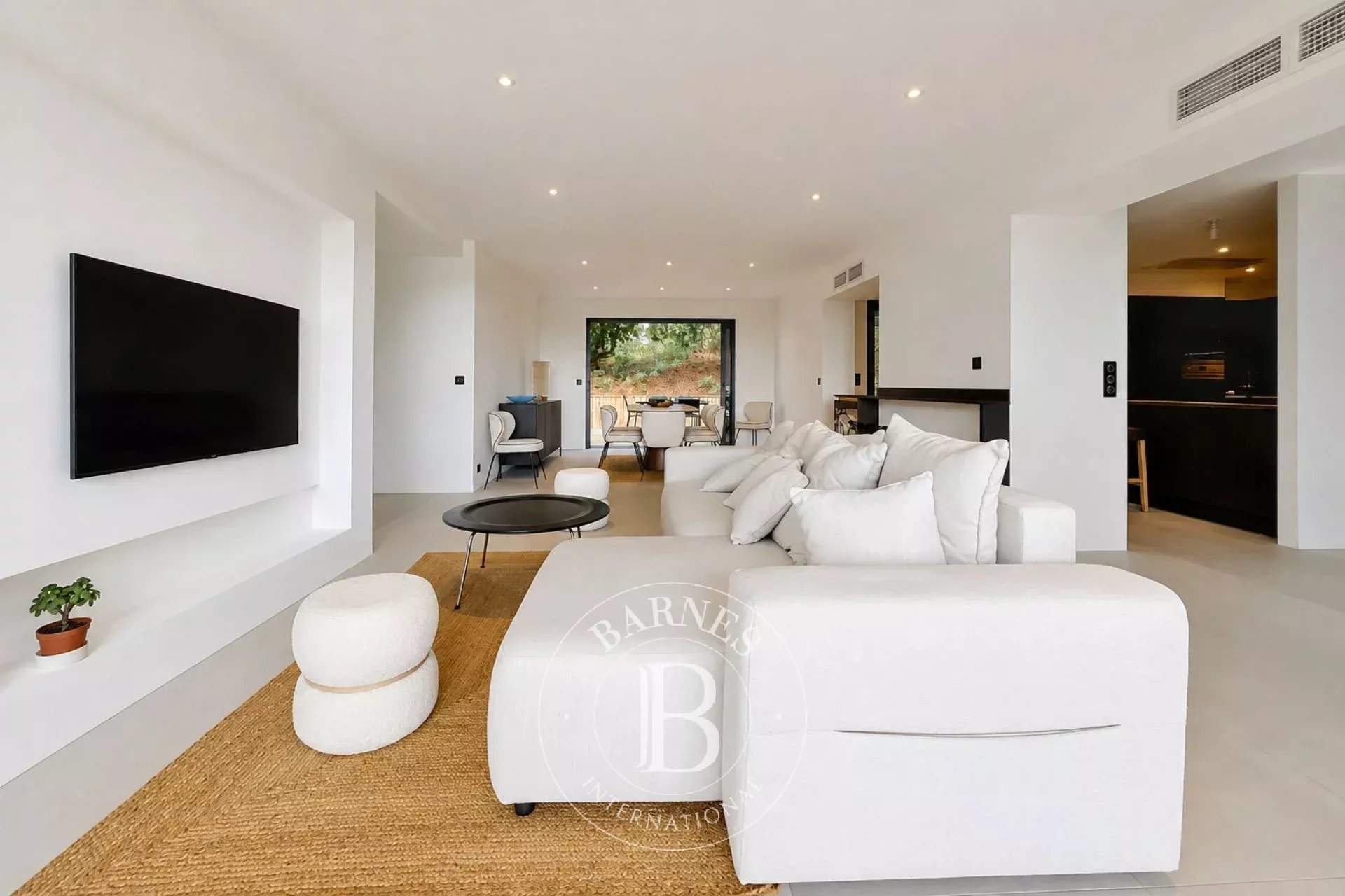 VILLA « SÉLÉNÉ » AVEC PISCINE À DÉBORDEMENT ET VUE PANORAMIQUE AU PYLA-SUR-MER - CAPACITÉ 10 PERSONNES picture 4