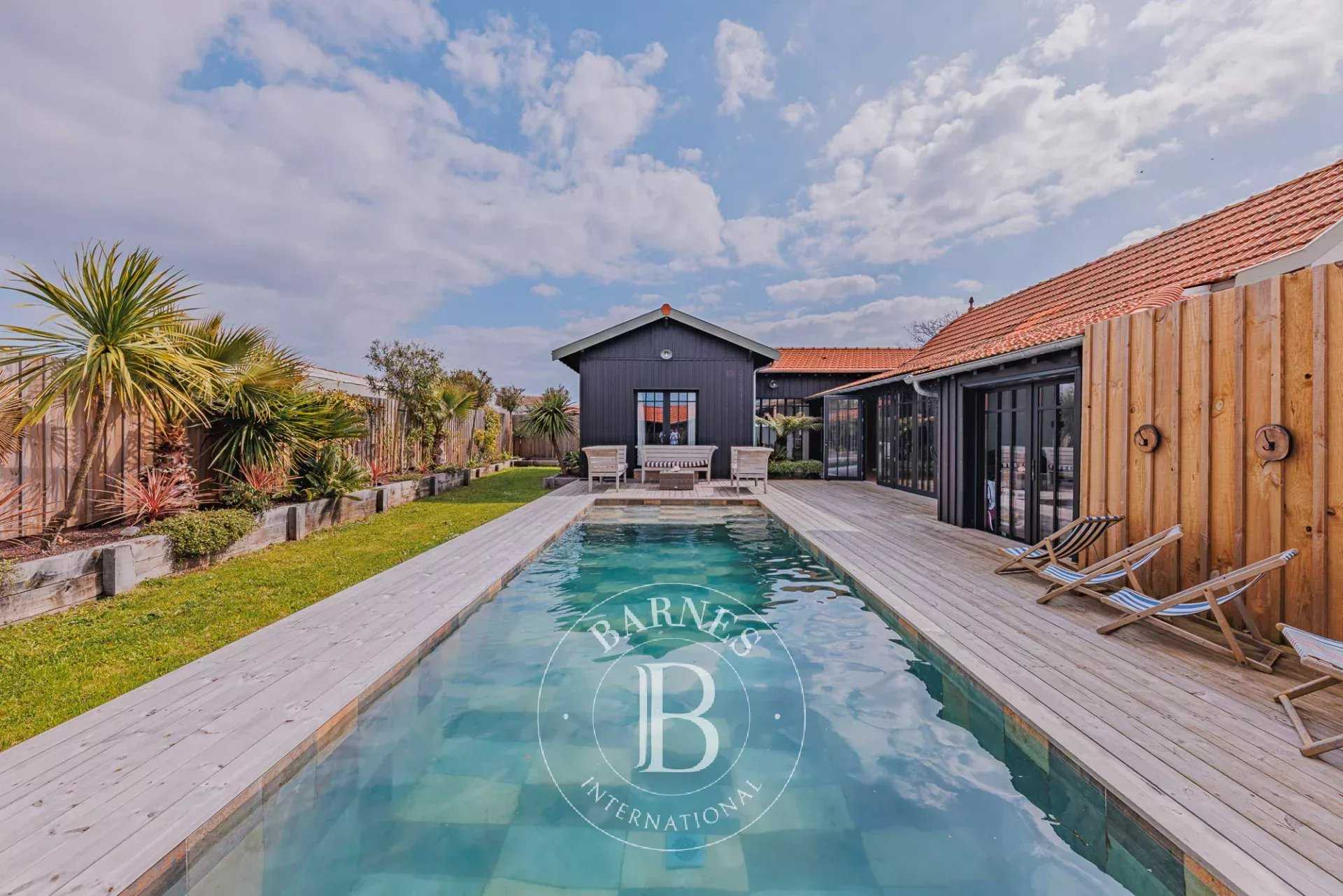 La Teste-de-Buch  - Maison 7 Pi&egrave;ces 5 Chambres