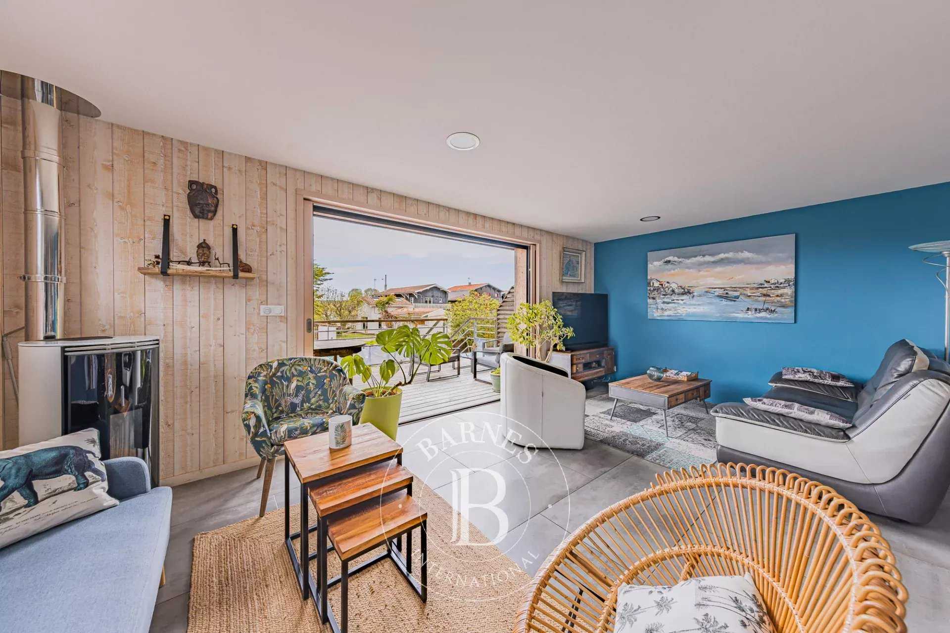 La Teste-de-Buch  - Maison 6 Pi&egrave;ces 3 Chambres