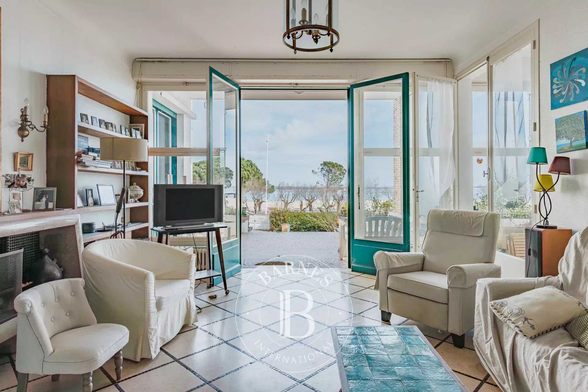 Arcachon  - Villa 9 Bedrooms