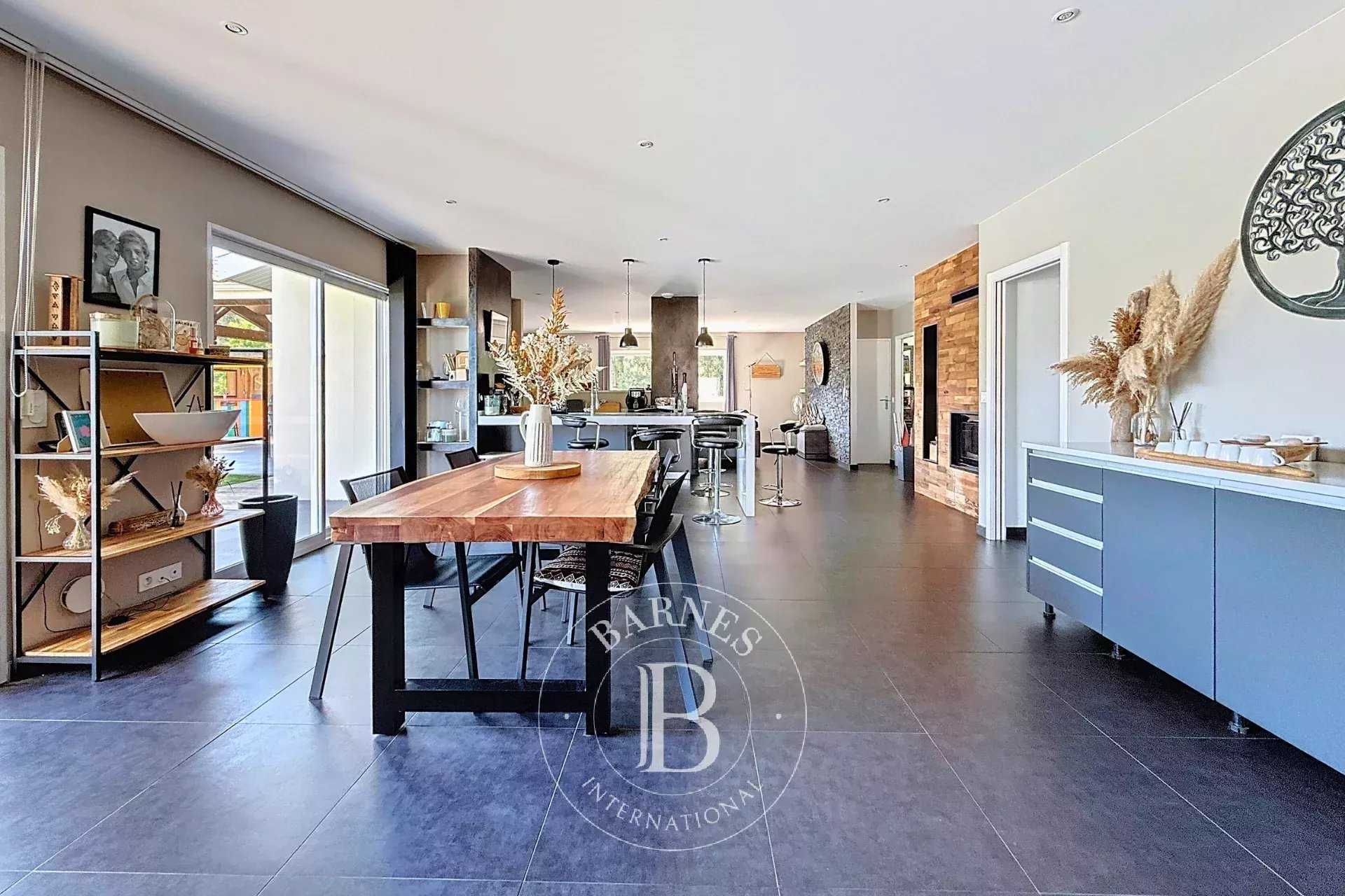 Lège-Cap-Ferret  - Maison 7 Pi&egrave;ces 4 Chambres