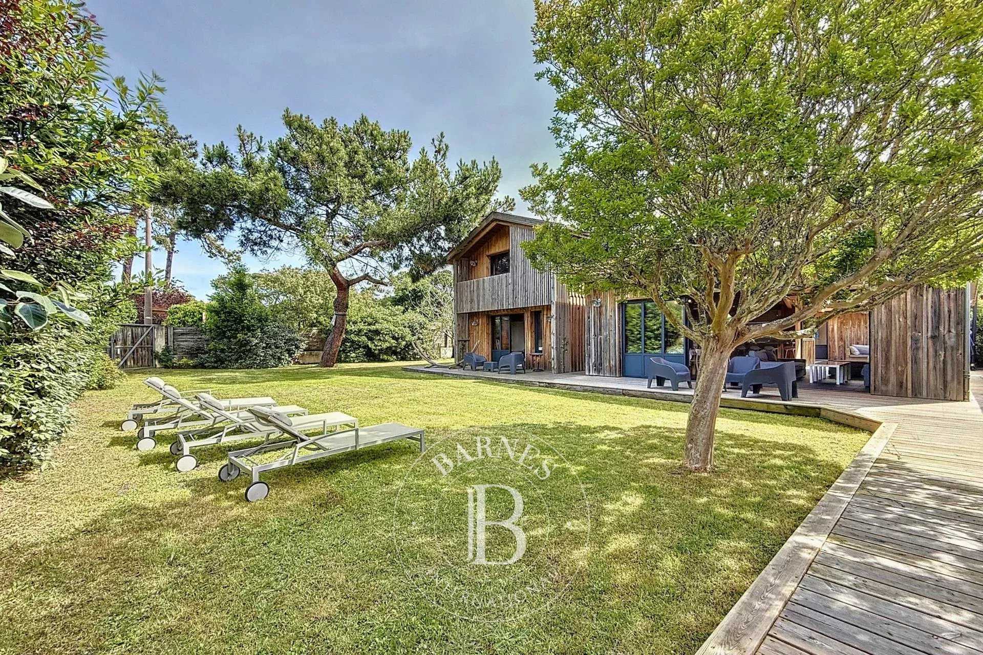 Villa Lège-Cap-Ferret  -  ref 85961746 (picture 1)