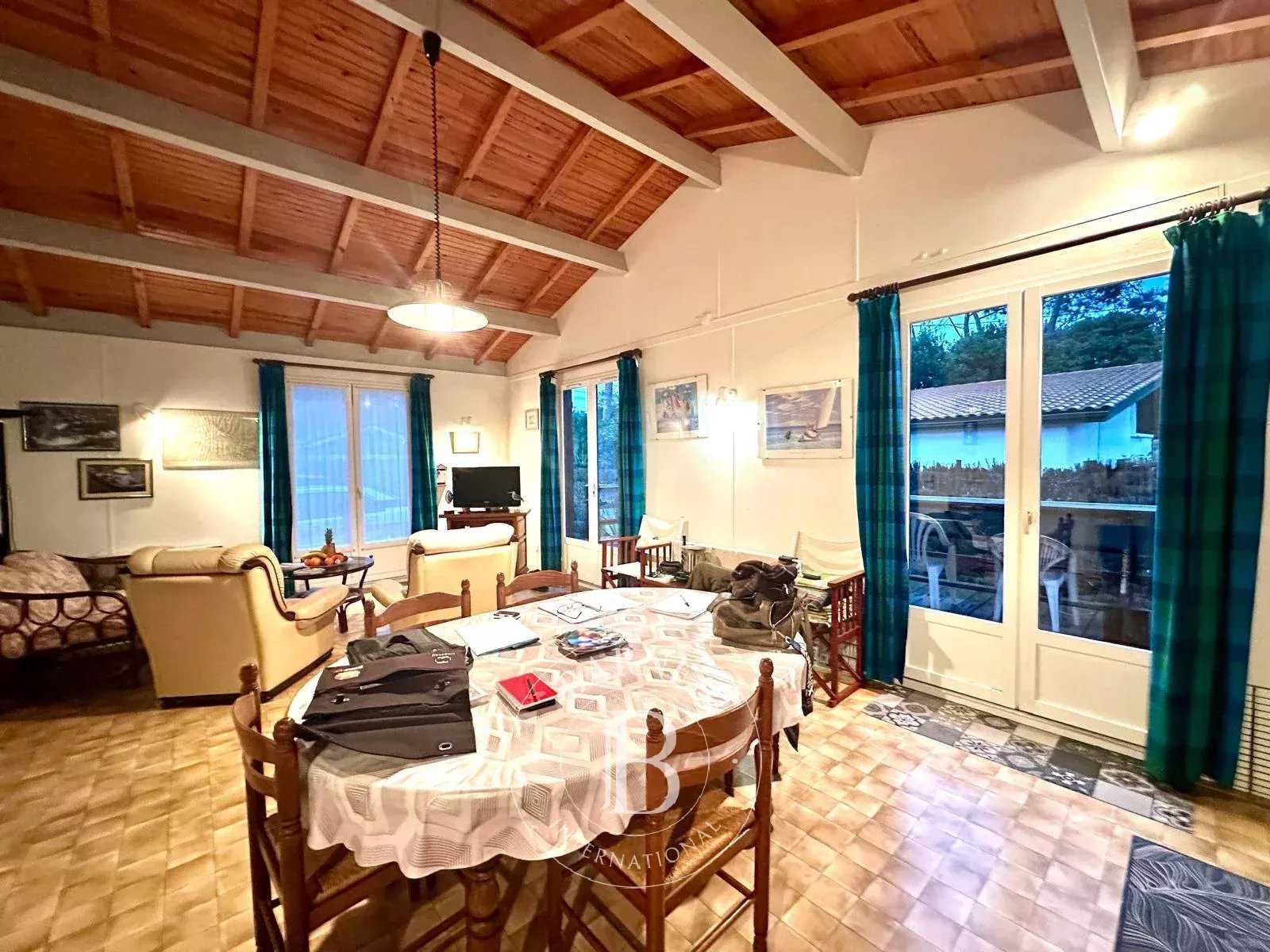 Villa Cap-Ferret  -  ref 85562651 (picture 3)