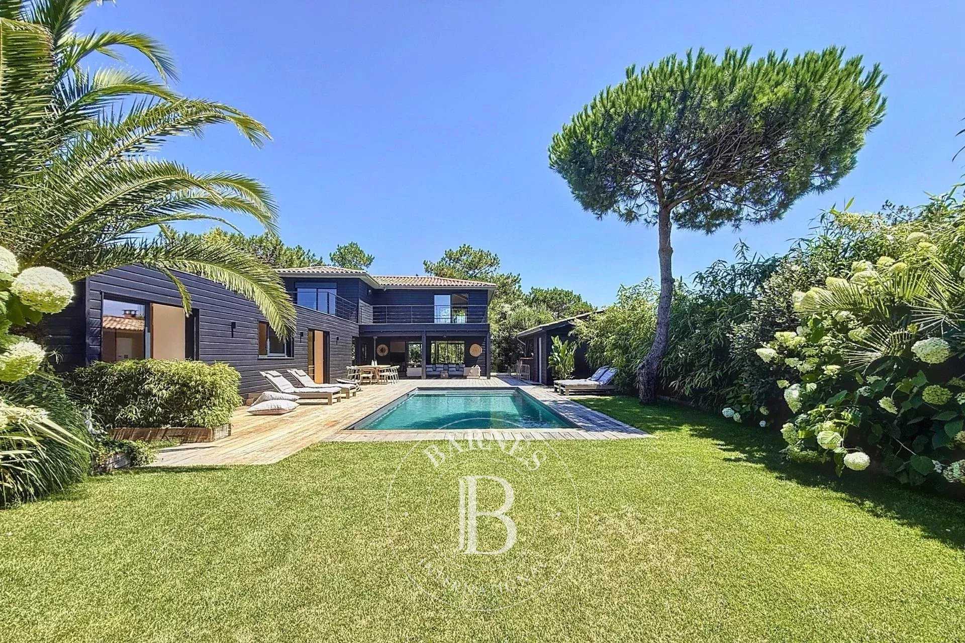 Villa Lège-Cap-Ferret  -  ref 86092363 (picture 1)