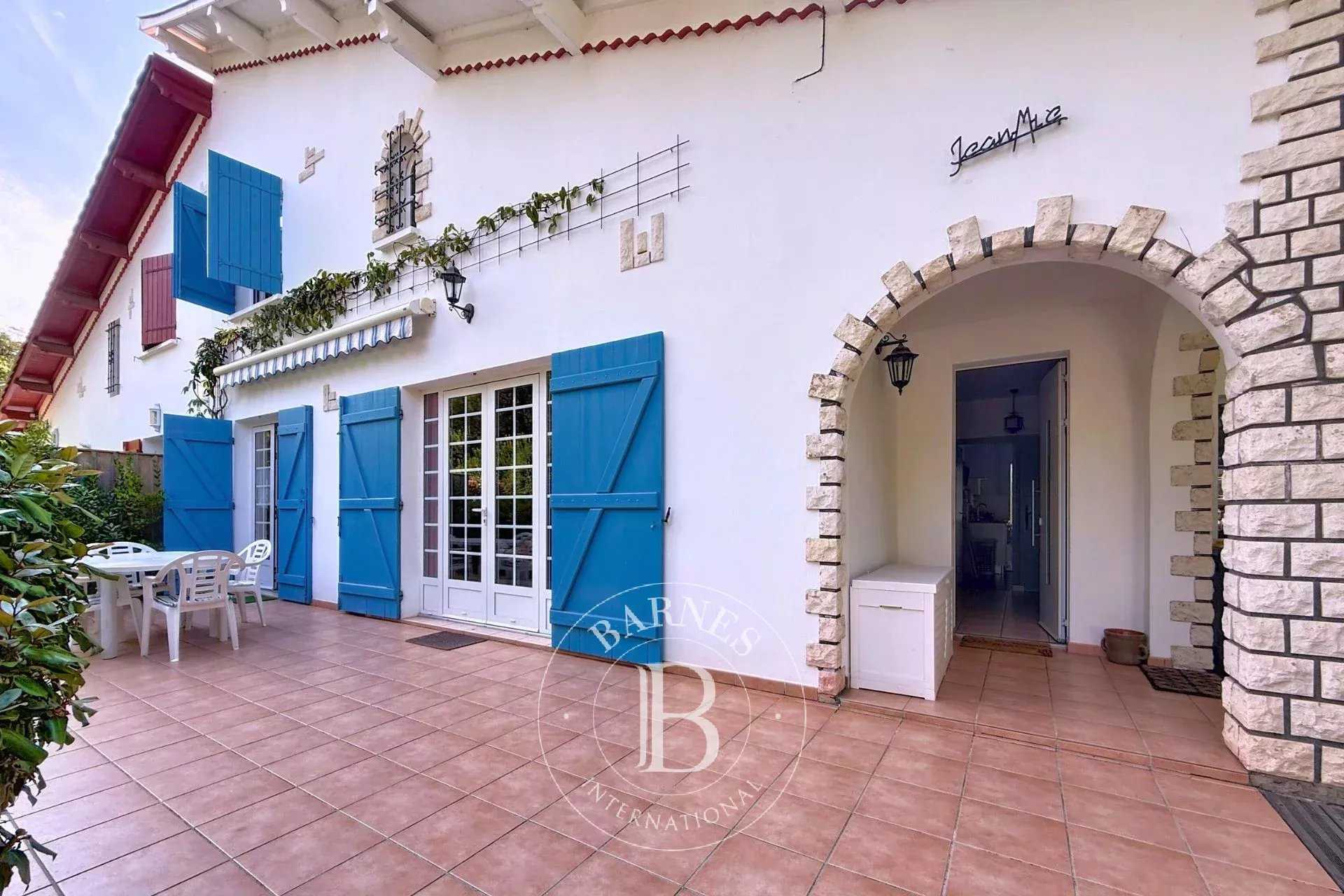 Maison Arcachon  -  ref 86156550 (picture 1)