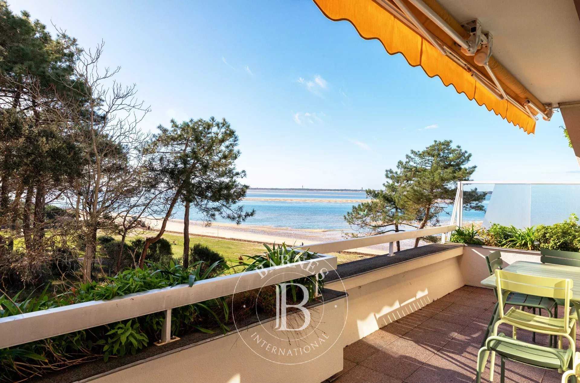 Appartement Arcachon  -  ref 84099021 (picture 1)