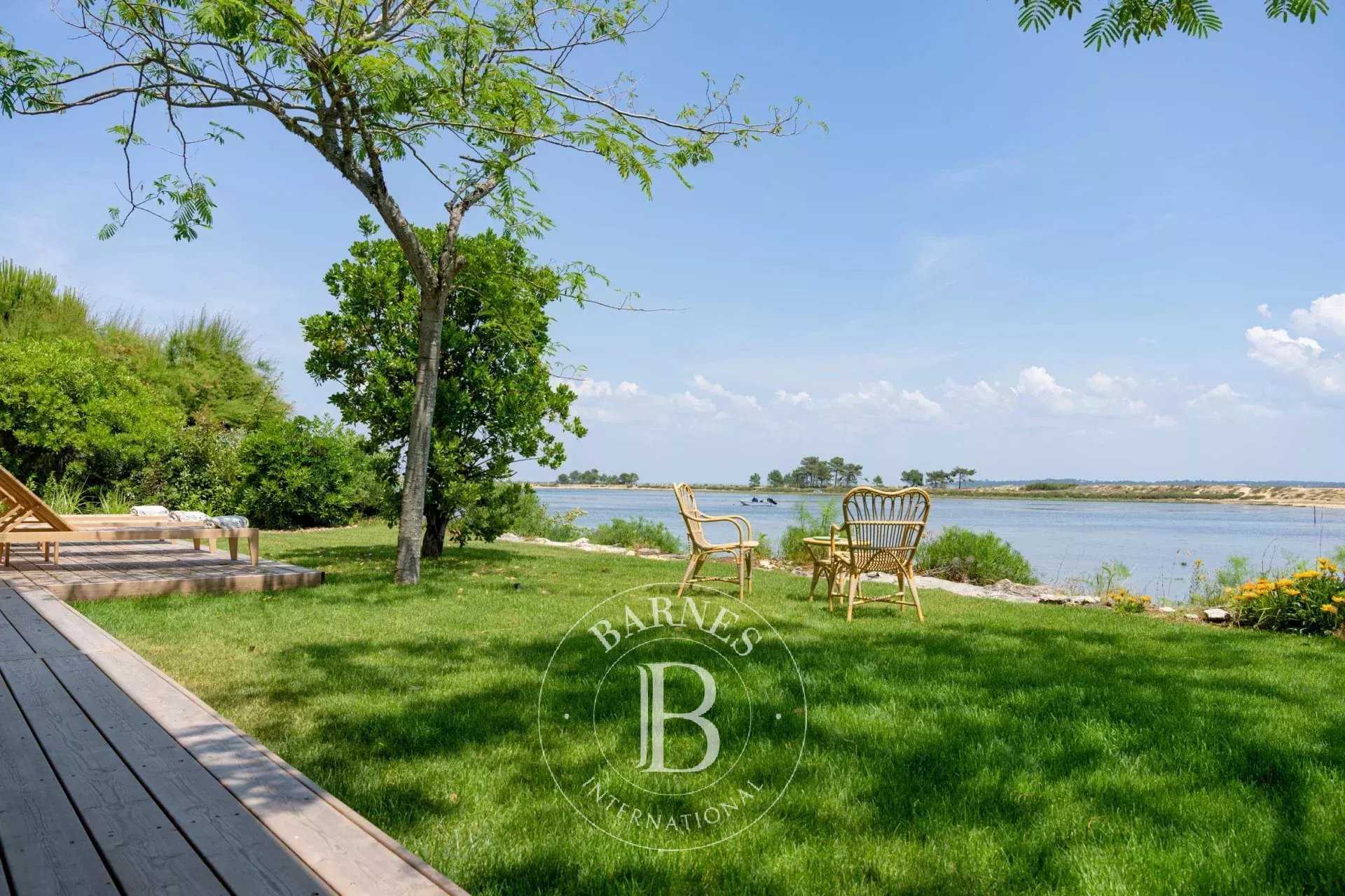 Villa Cap-Ferret - Ref 84243937