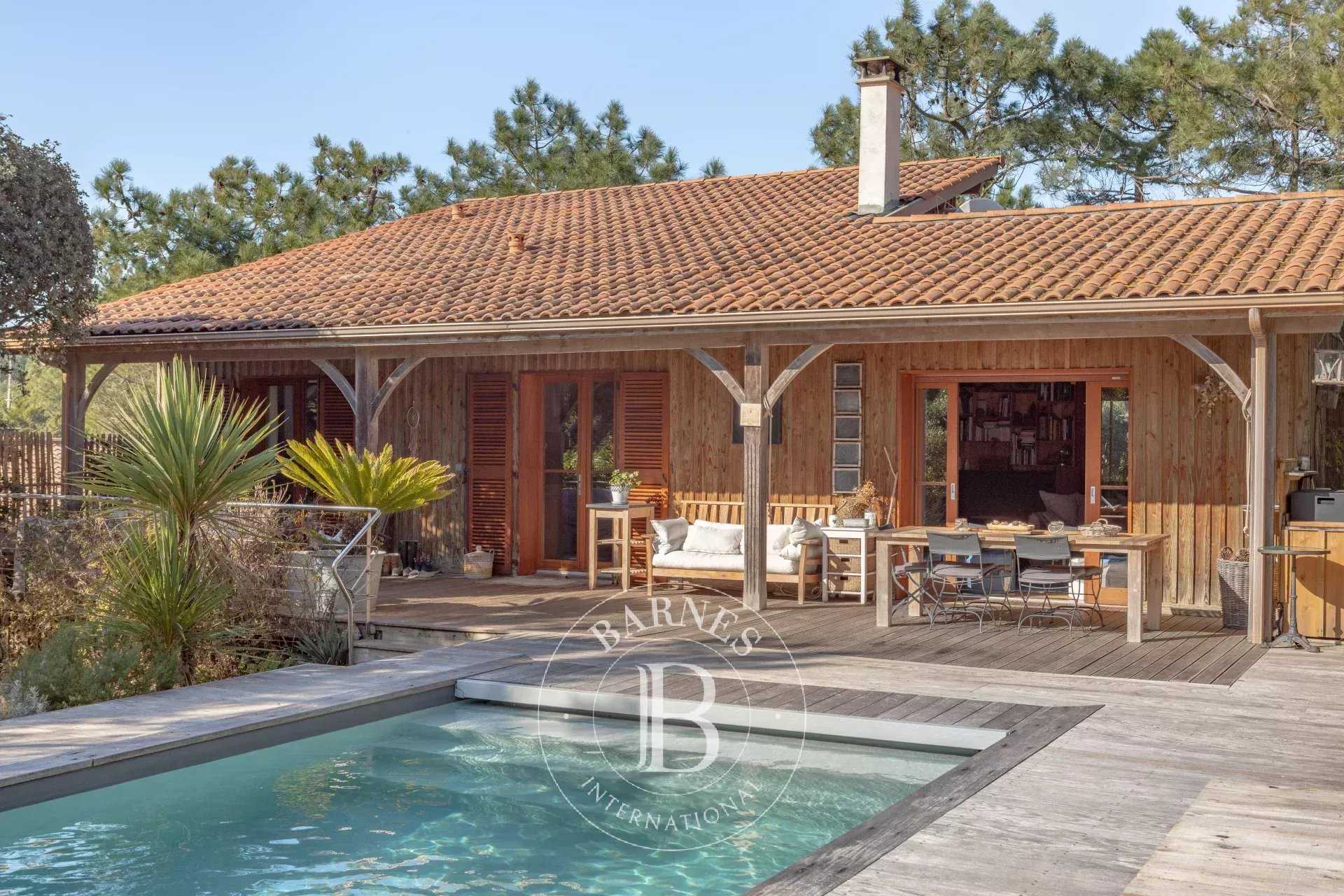 Villa Lège-Cap-Ferret - Ref 8205649