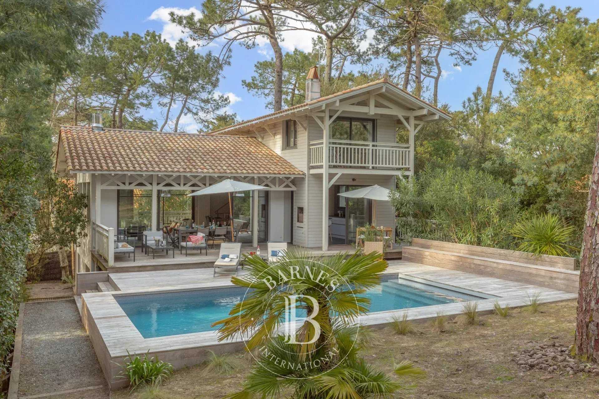 Villa Arcachon - Ref 84013131
