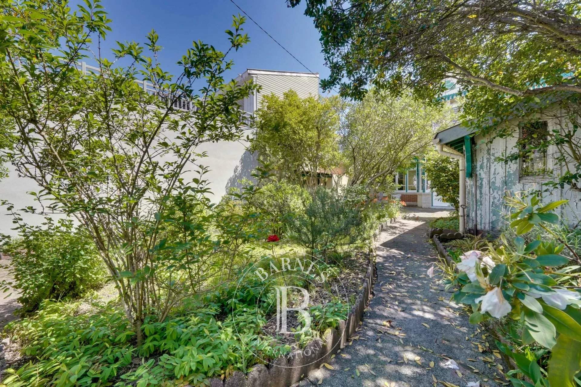 Arcachon  - Maison 7 Pi&egrave;ces 5 Chambres - picture 4