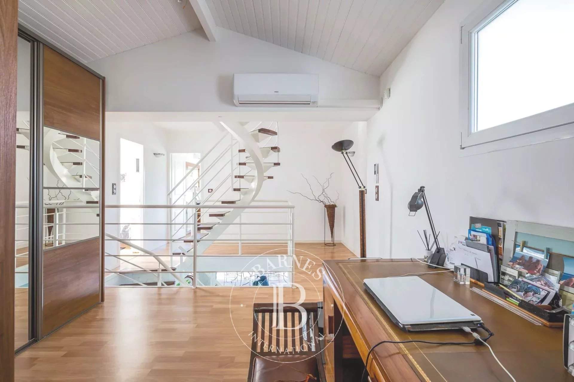 Lanton  - Villa 6 Pi&egrave;ces 4 Chambres - picture 7