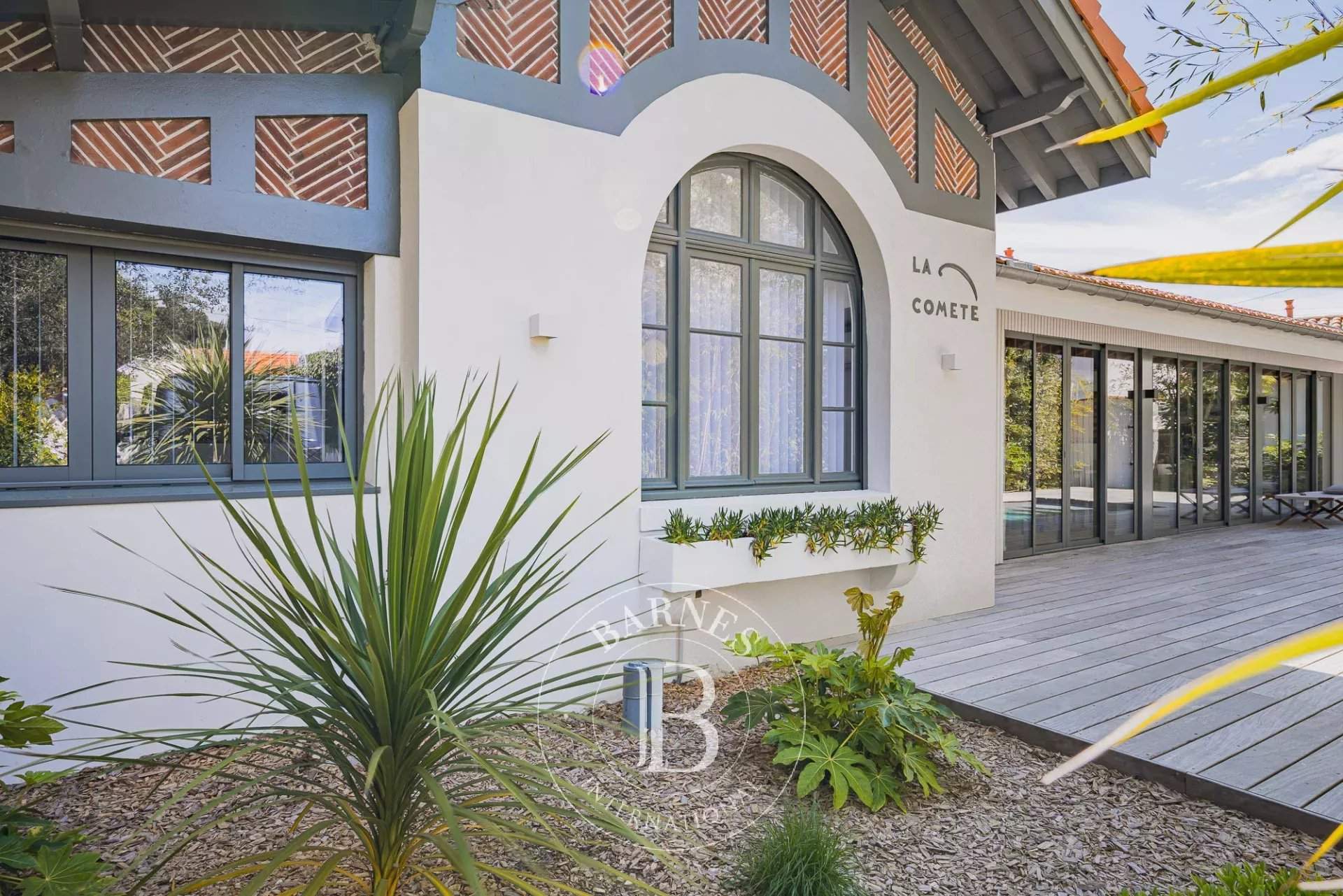 Arcachon  - Maison 7 Pi&egrave;ces 5 Chambres - picture 2