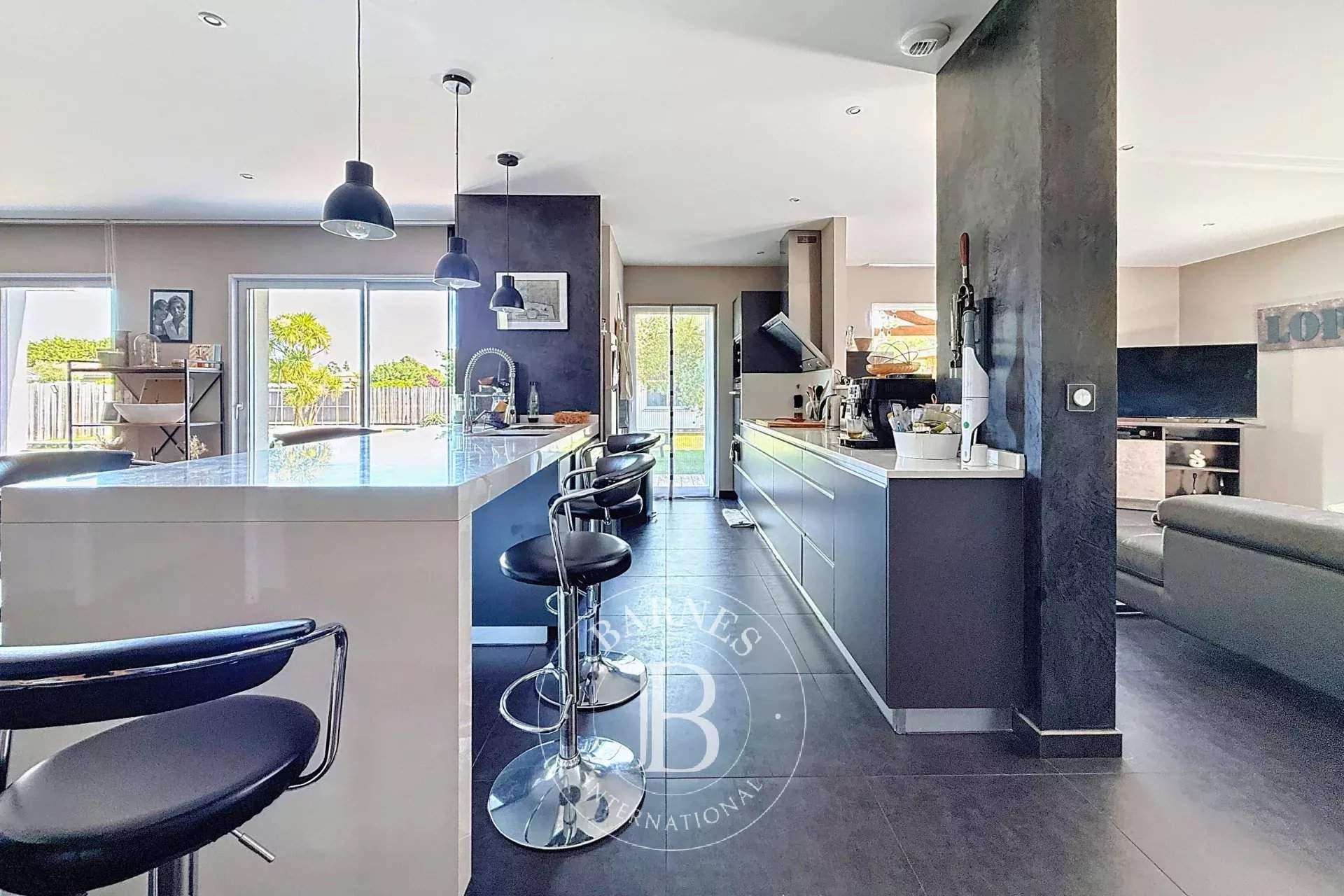 Lège-Cap-Ferret  - Maison 7 Pi&egrave;ces 4 Chambres - picture 7