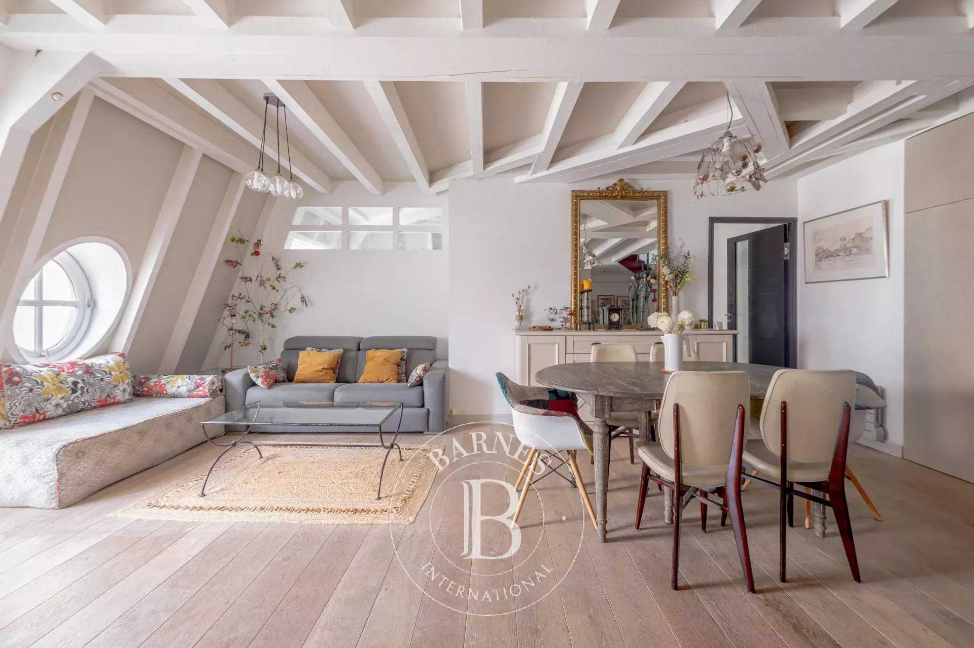 Paris  - Apartment 2 Bedrooms