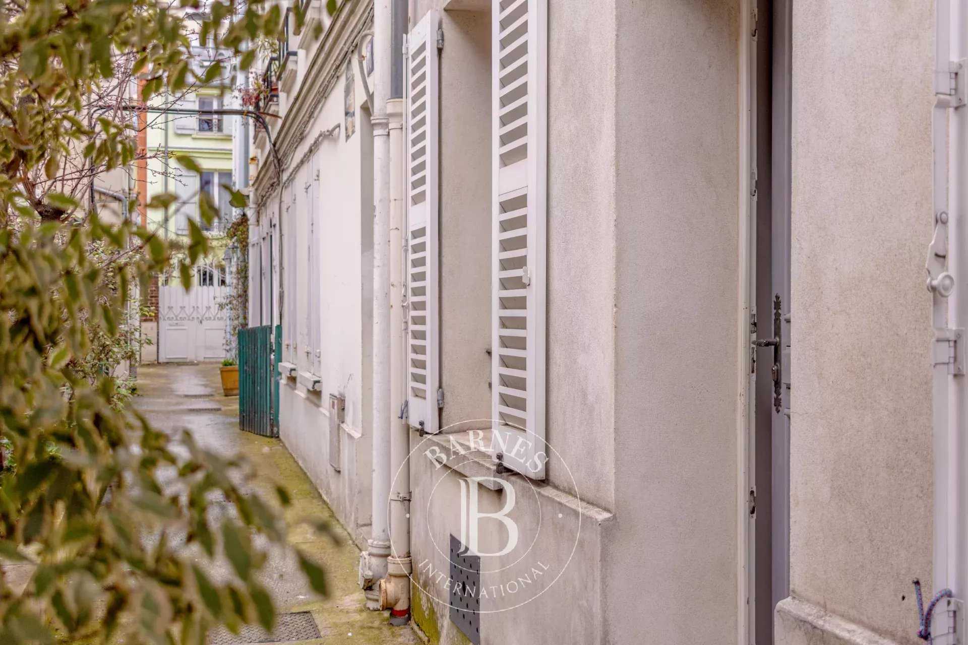 Paris  - House 3 Bedrooms