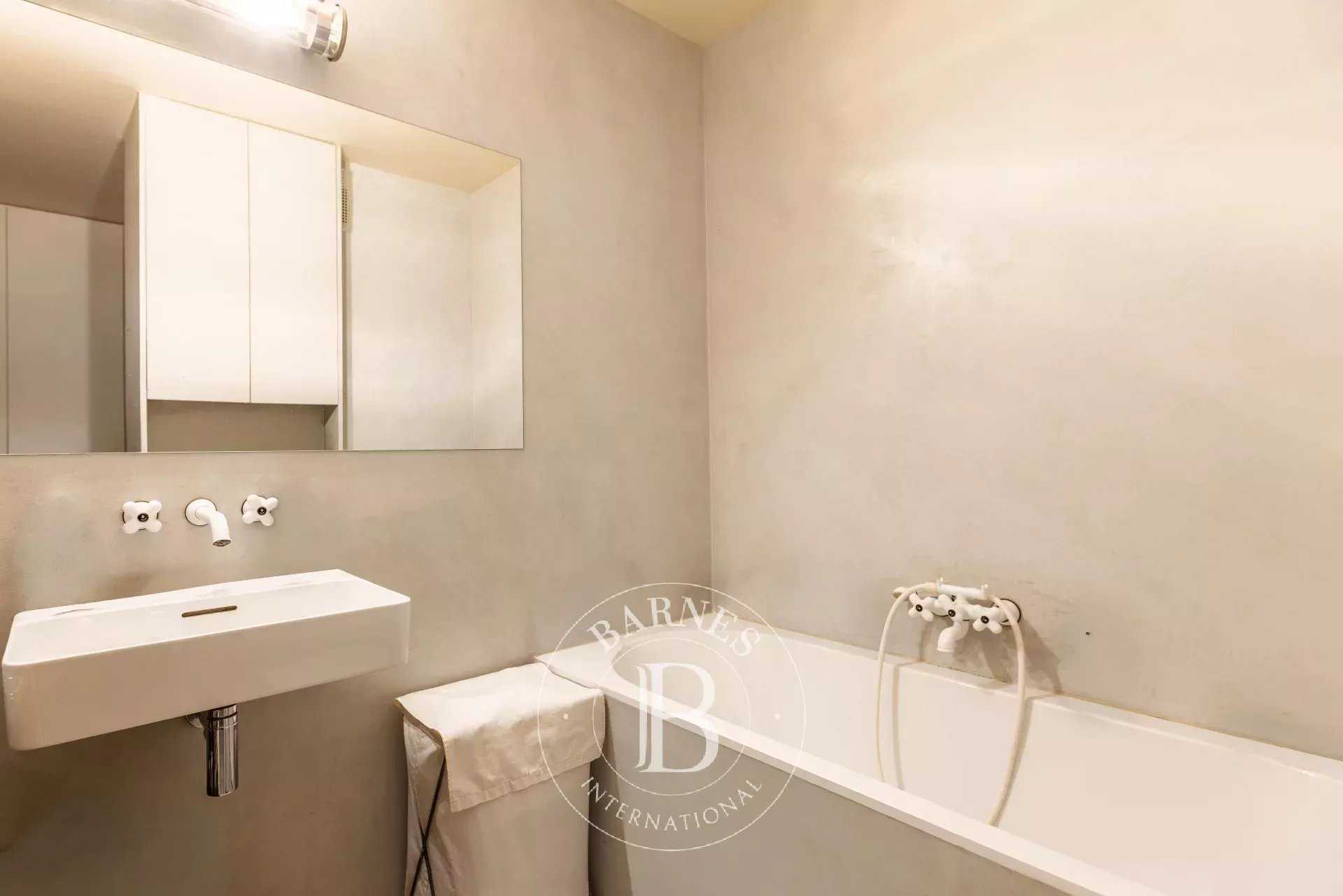 Paris  - Apartment 1 Bedroom