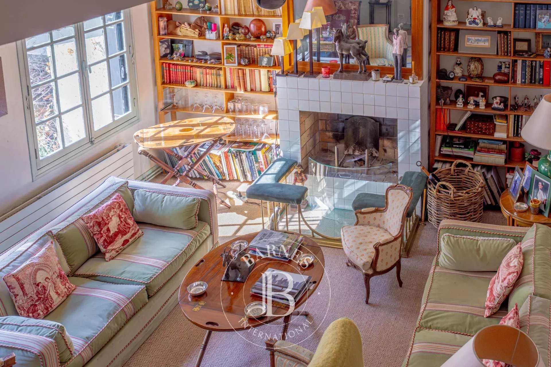 Paris  - House 3 Bedrooms