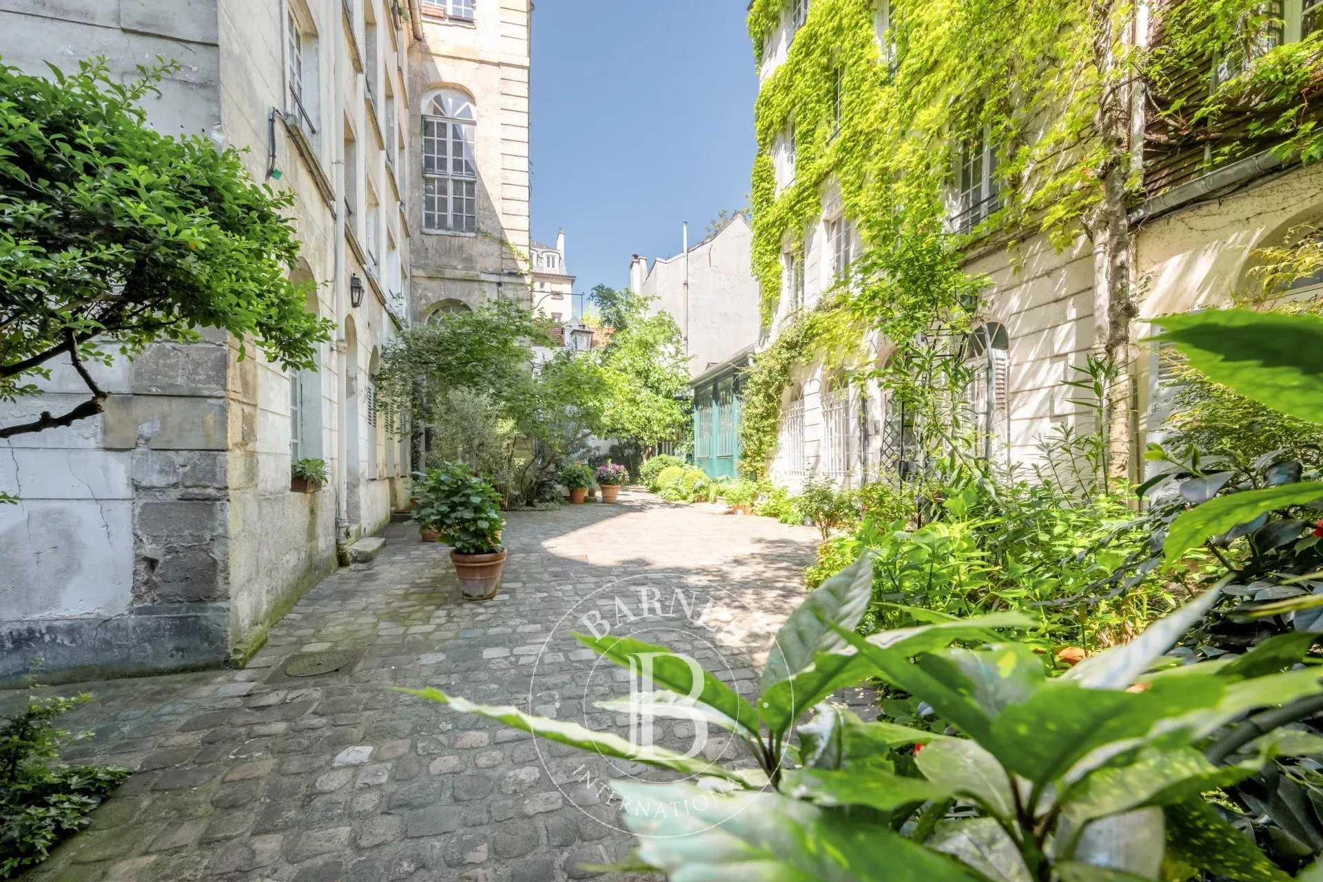 Paris  - Appartement 1 Pièce, 1 Chambre
