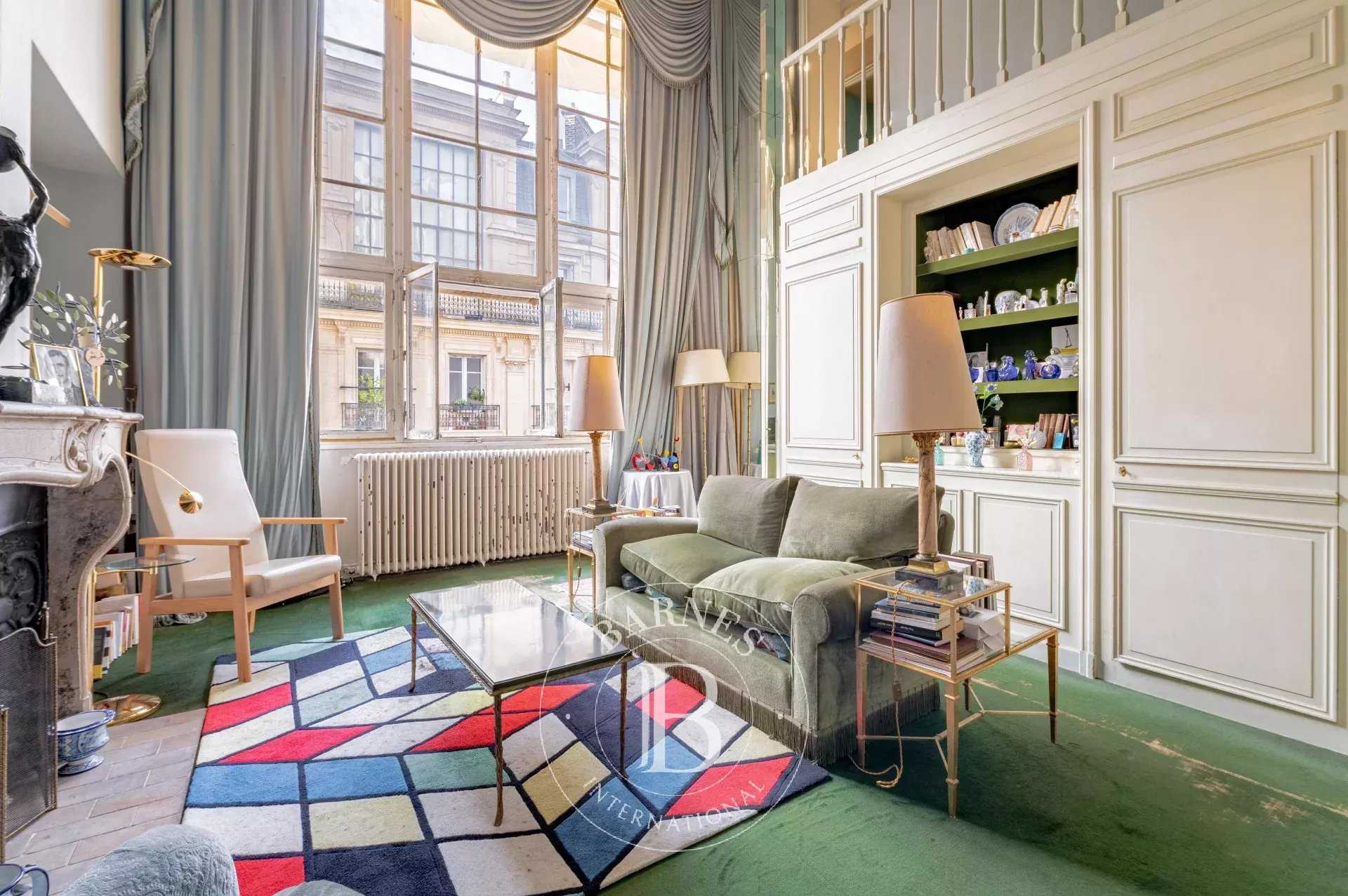 Paris  - Appartement 3 Pièces, 1 Chambre