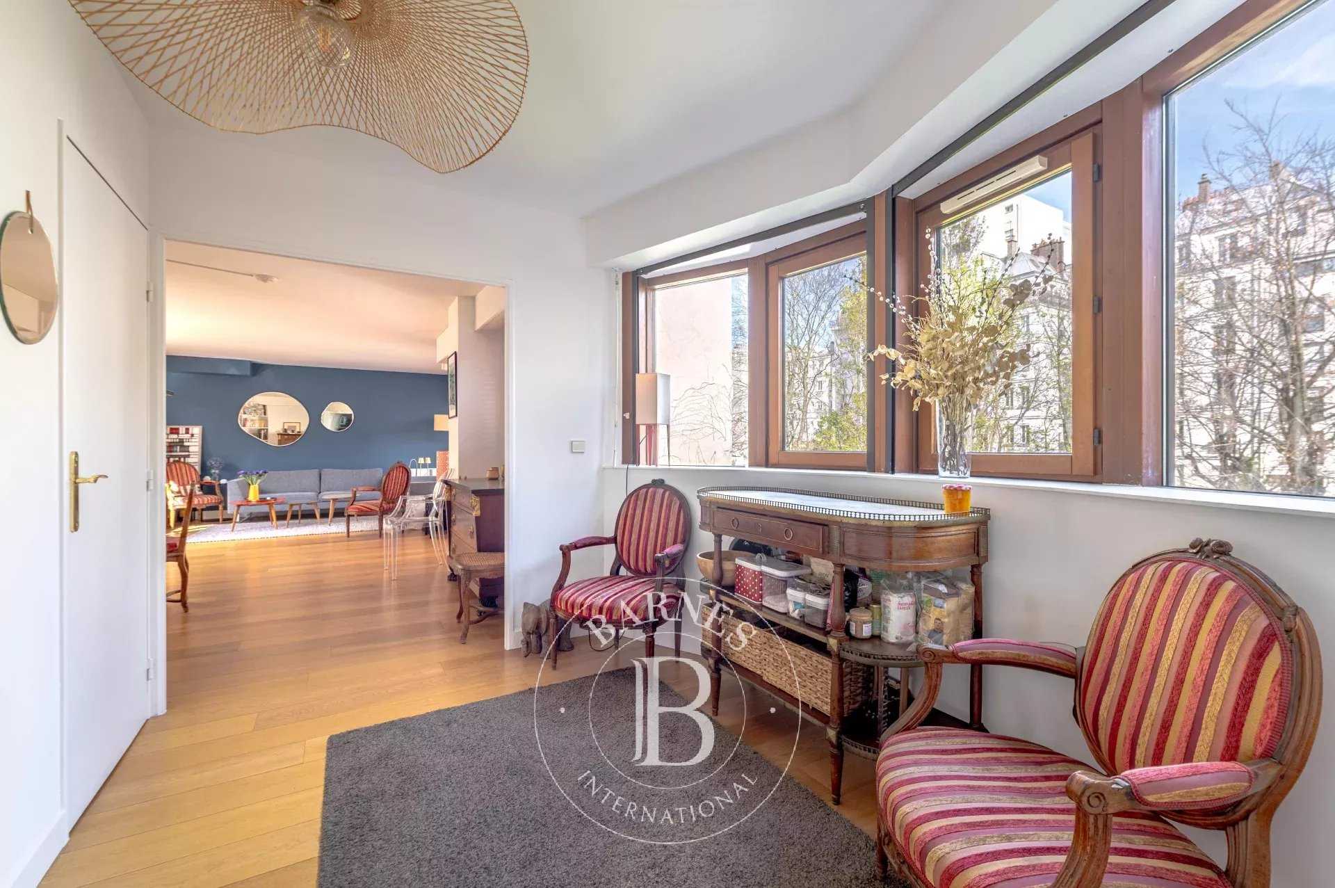 Paris  - Apartment 4 Bedrooms