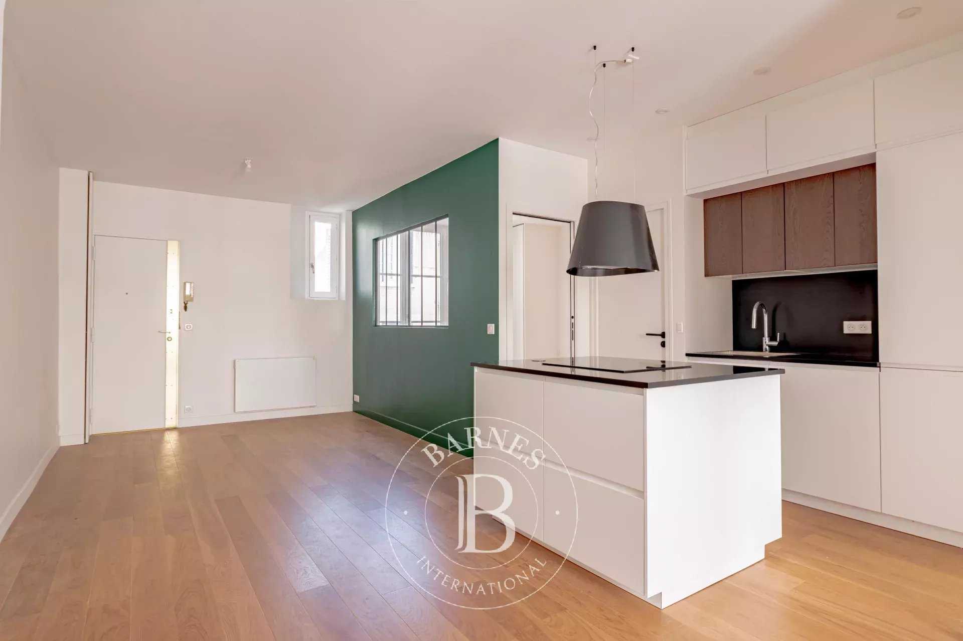 Paris  - Apartment 2 Bedrooms