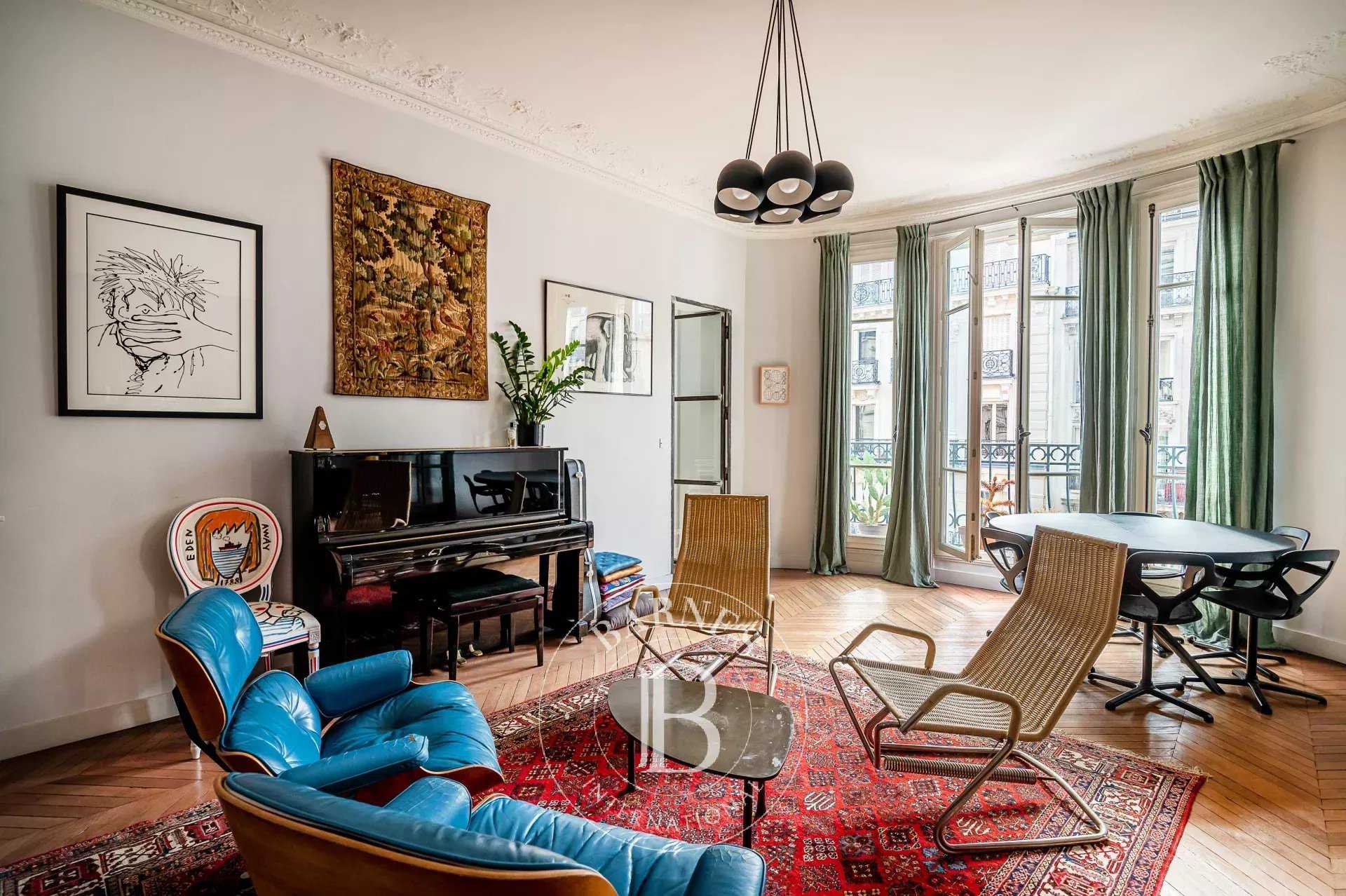 Paris  - Apartment 3 Bedrooms