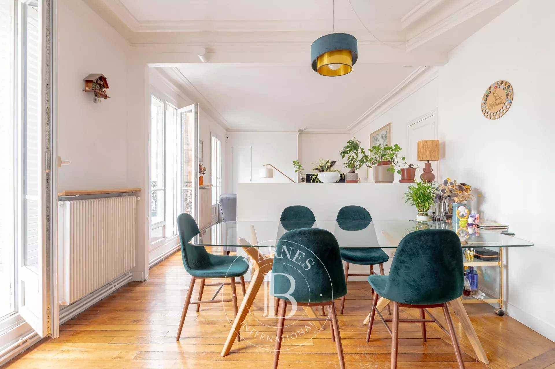 Paris  - Apartment 3 Bedrooms