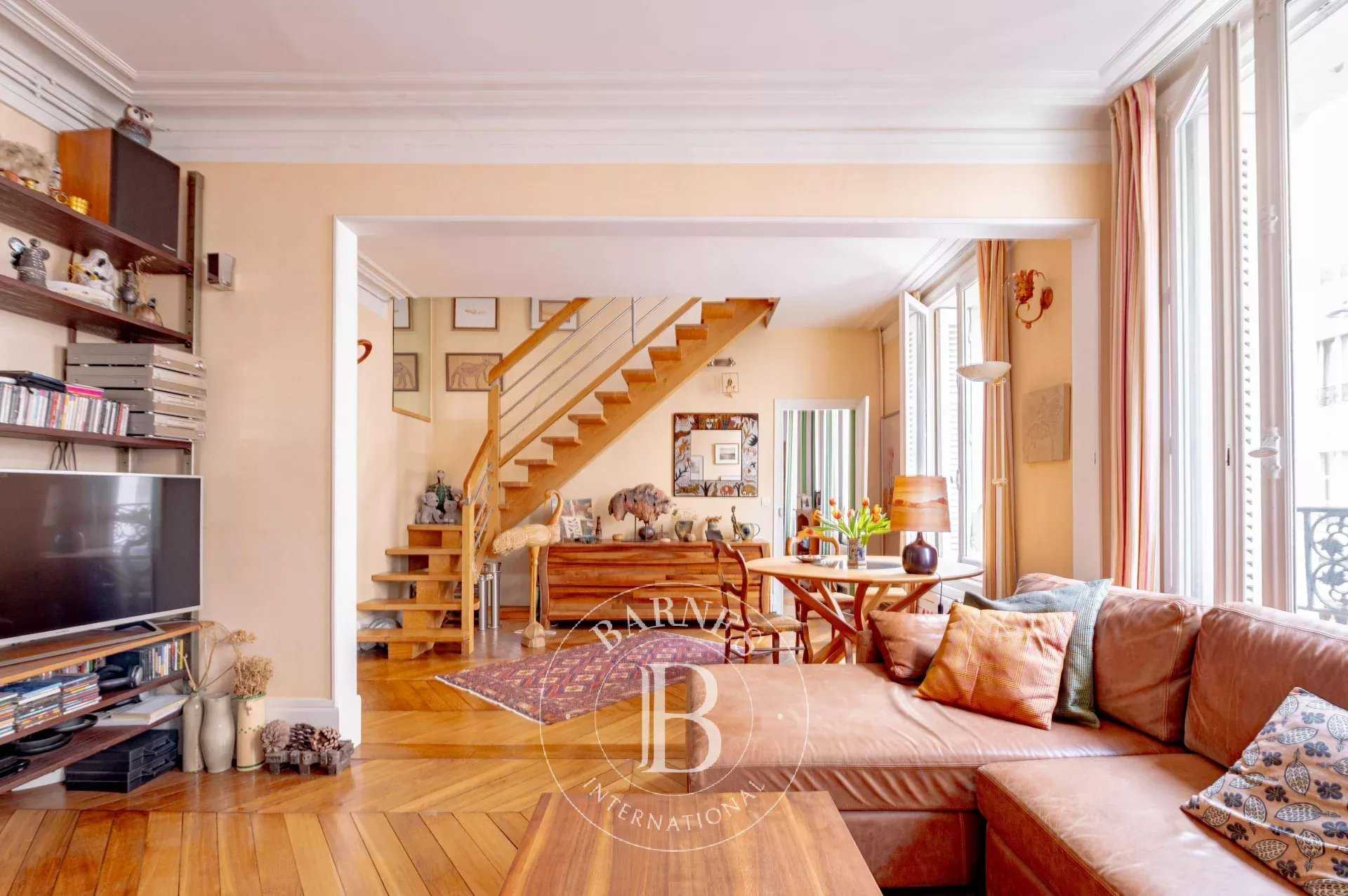 Paris  - Apartment 5 Bedrooms