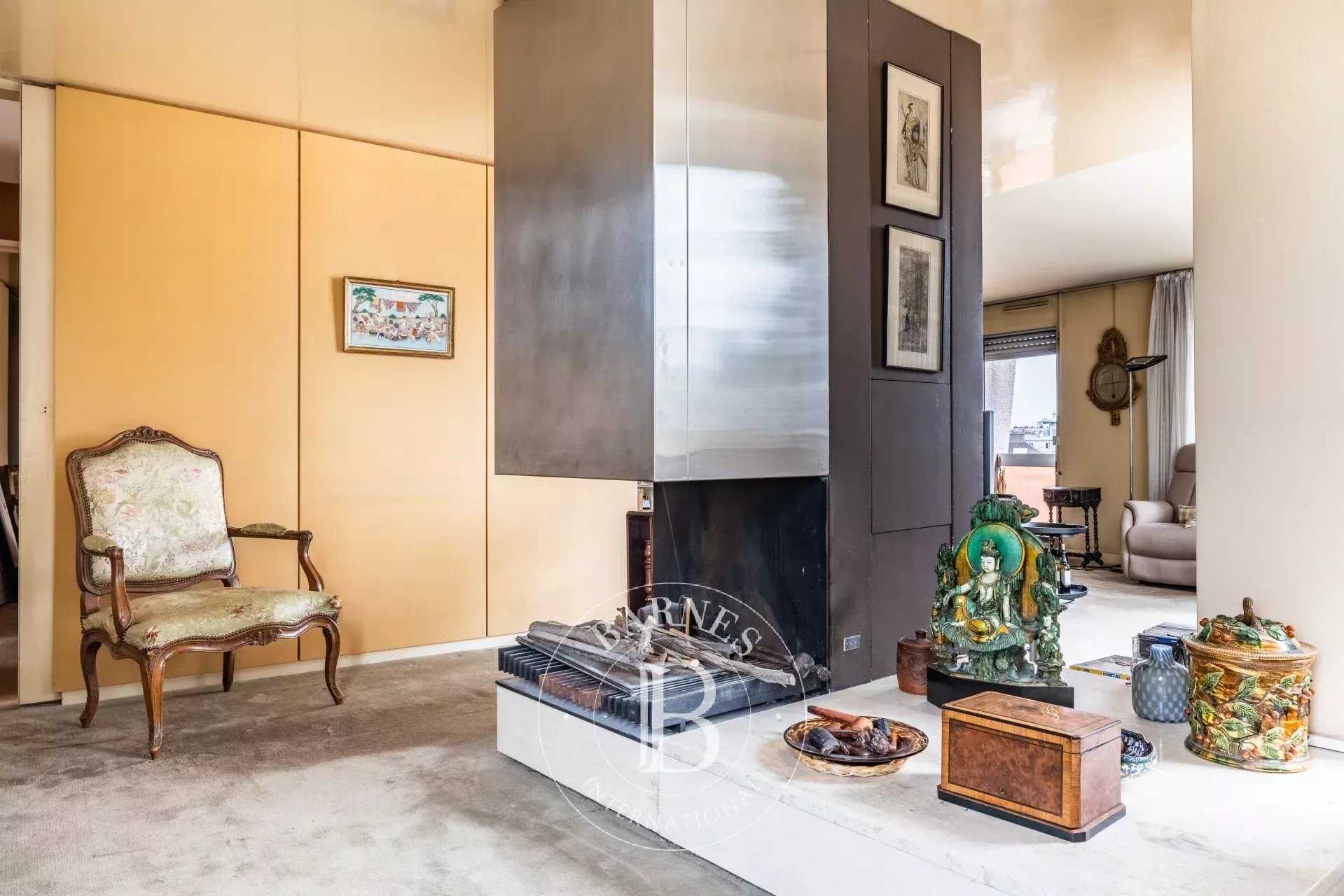 Paris  - Apartment 3 Bedrooms