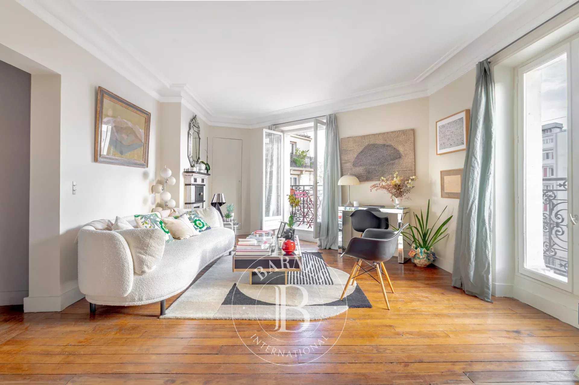 Paris  - Apartment 3 Bedrooms