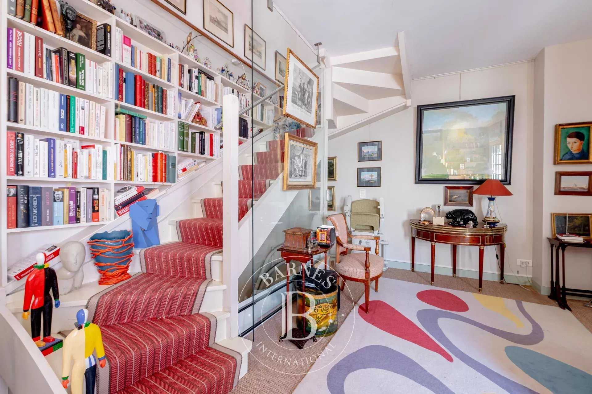 Paris  - House 3 Bedrooms