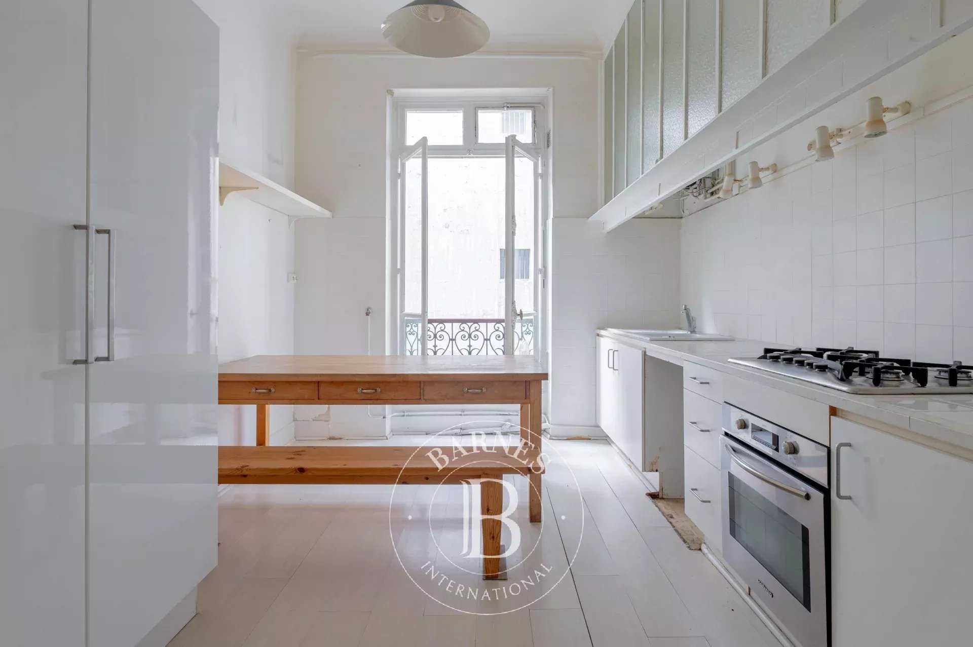 Paris  - Apartment 3 Bedrooms