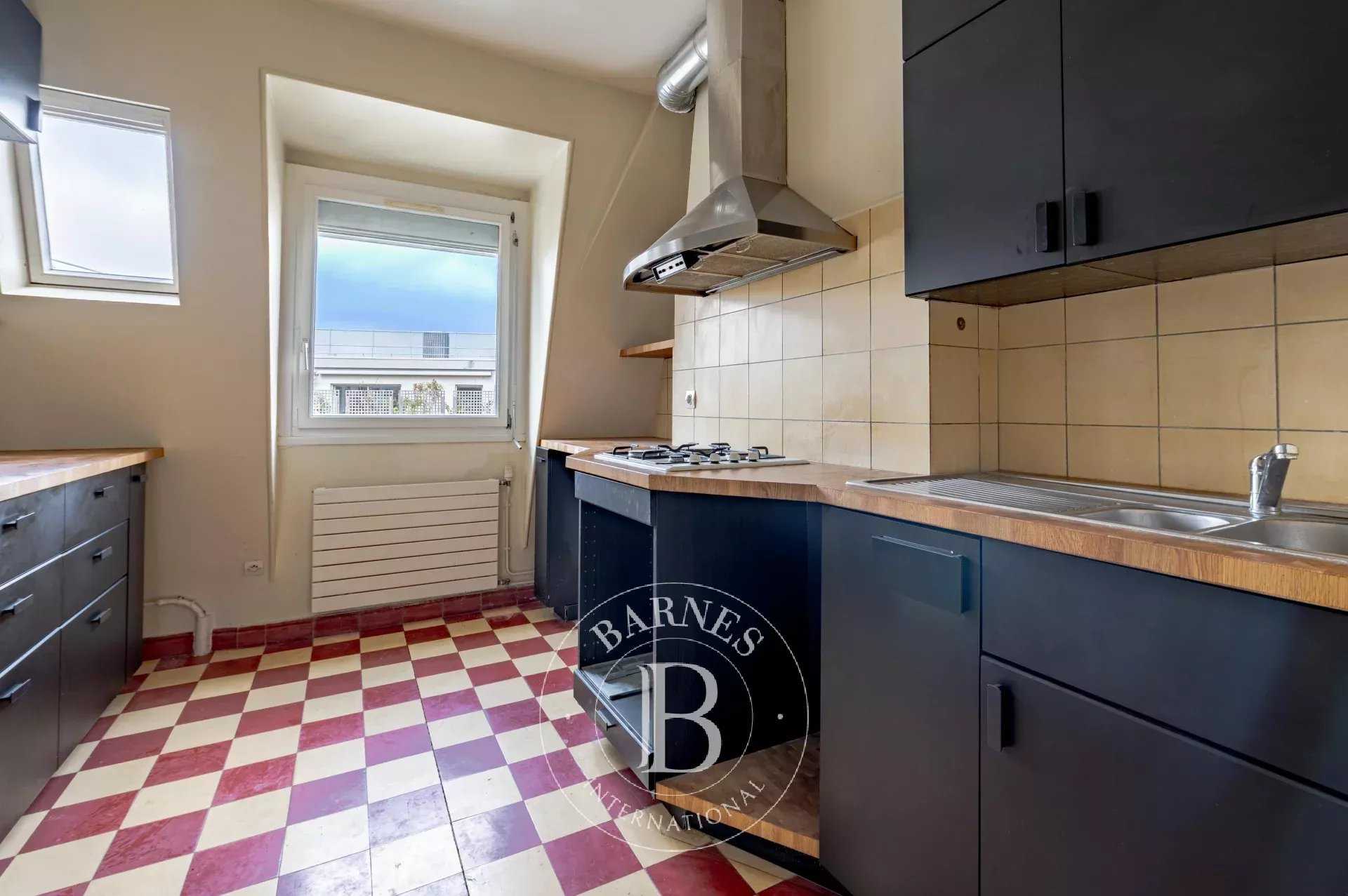 Paris  - Apartment 4 Bedrooms