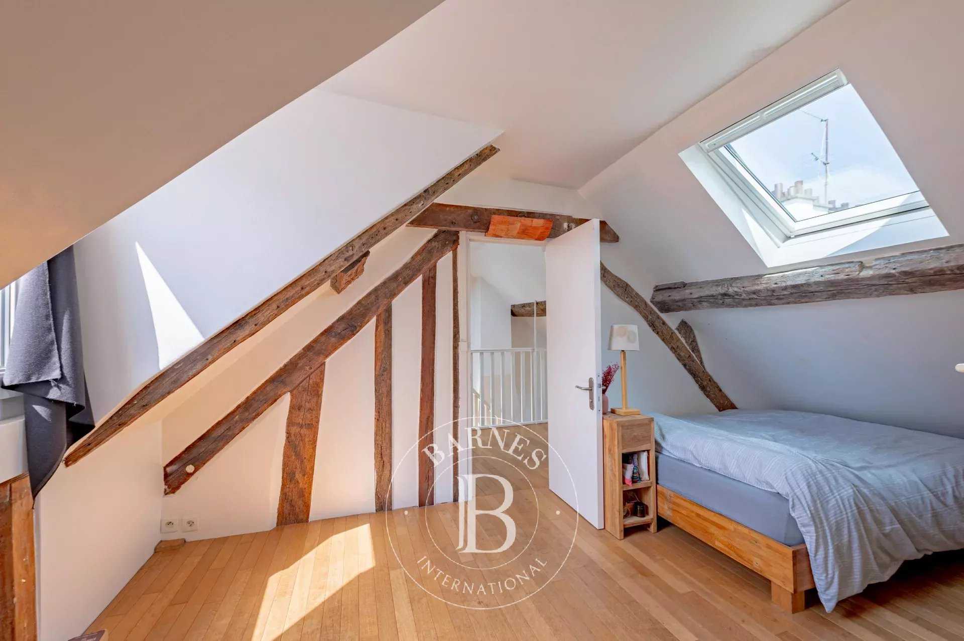 Paris  - Apartment 2 Bedrooms