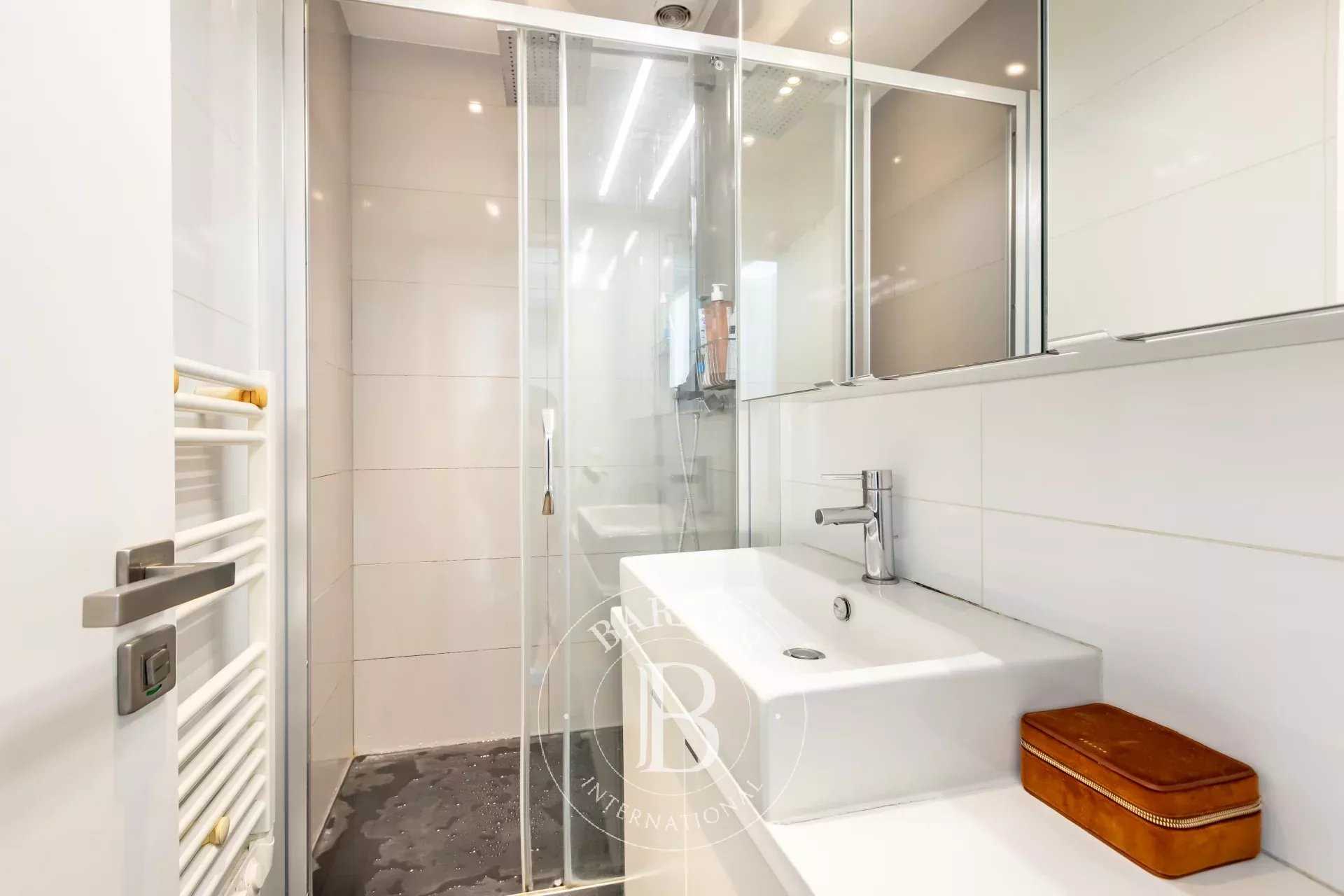 Paris  - Apartment 2 Bedrooms