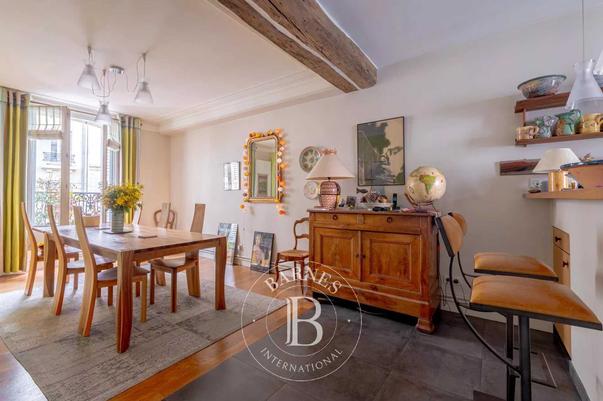 Paris  - Apartment 5 Bedrooms